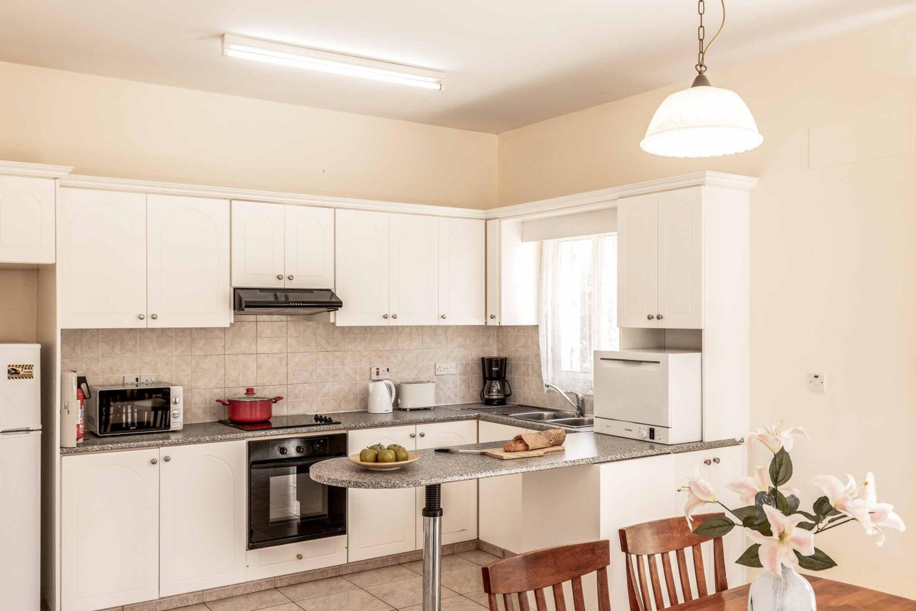 Villa Coral Bee