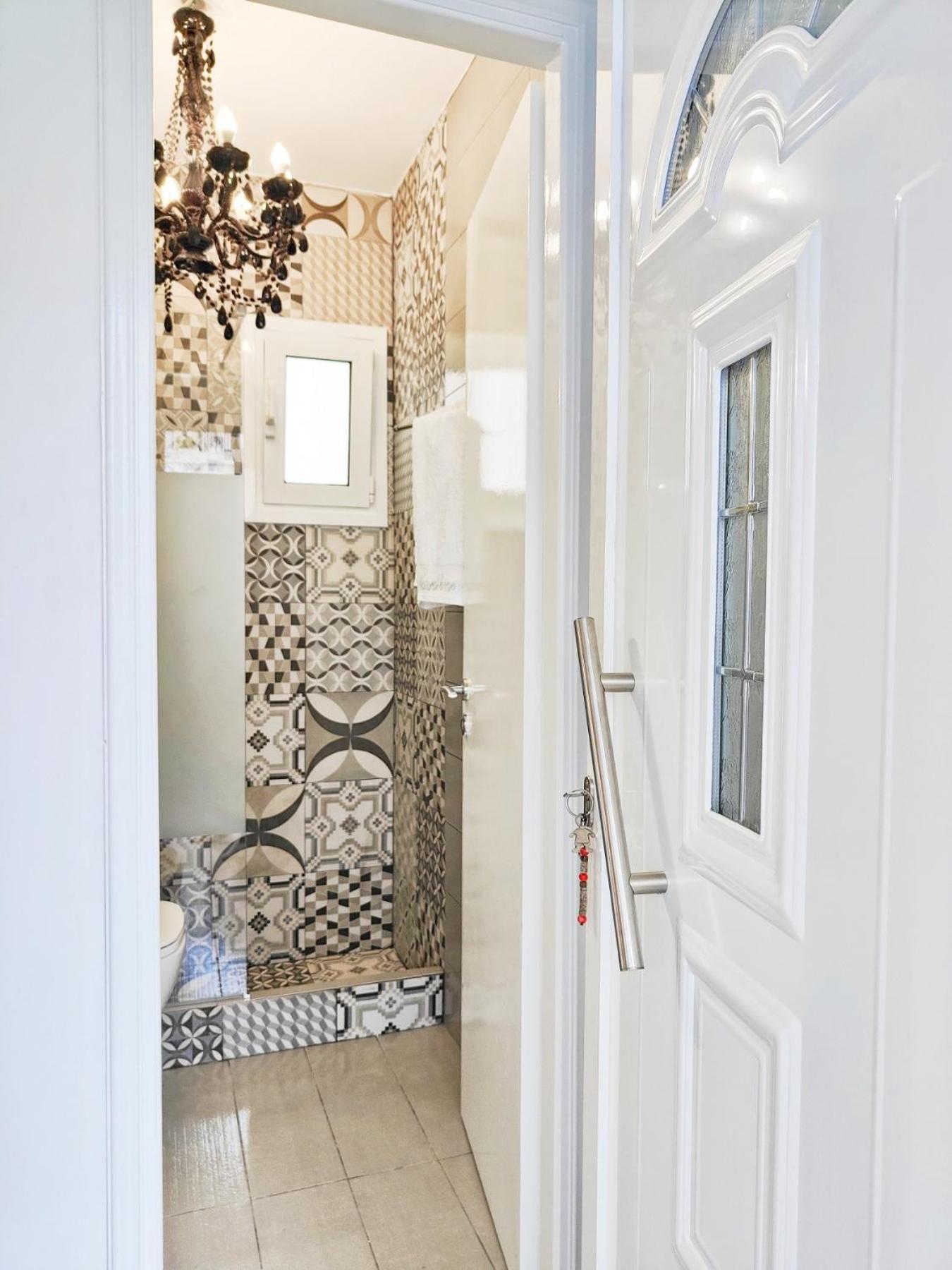 Luxury studio in Nauplio view 4