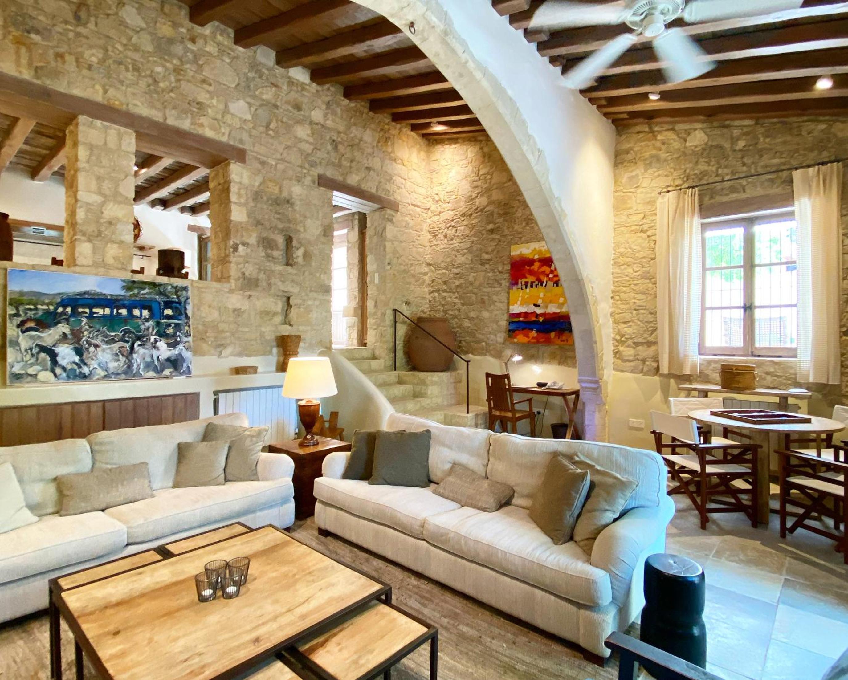 Apokryfo Traditional Guesthouse