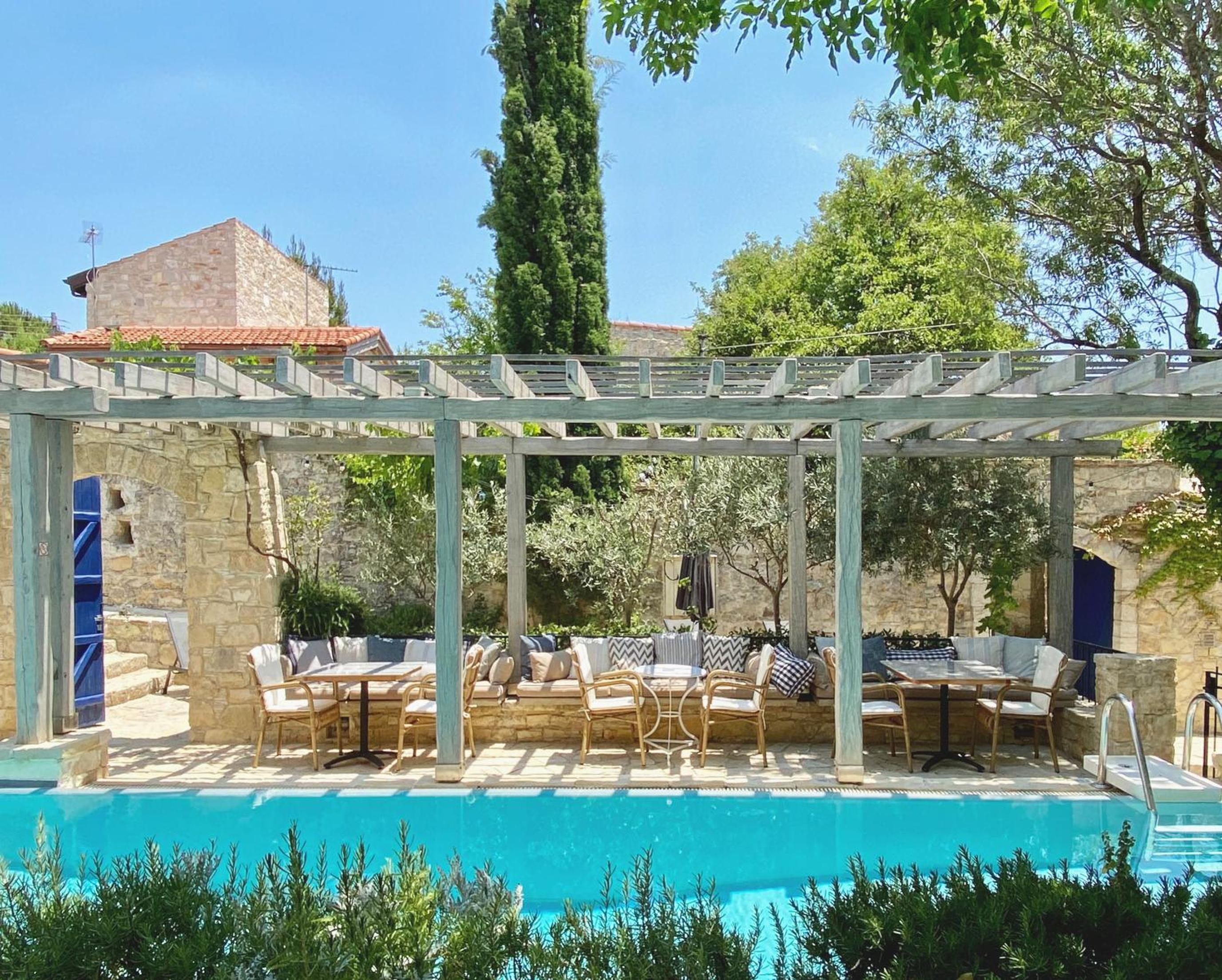 Apokryfo Traditional Guesthouse