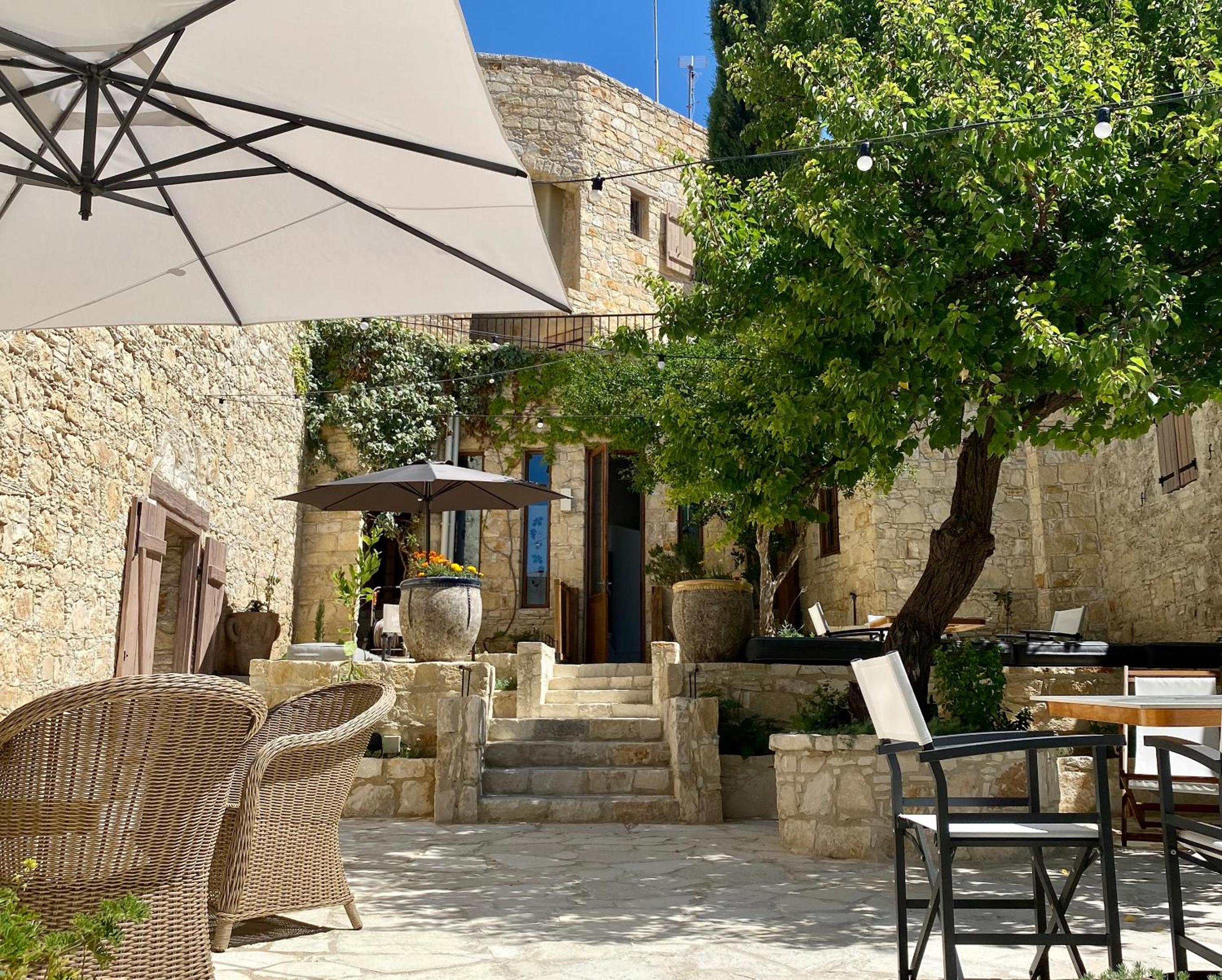 Apokryfo Traditional Guesthouse