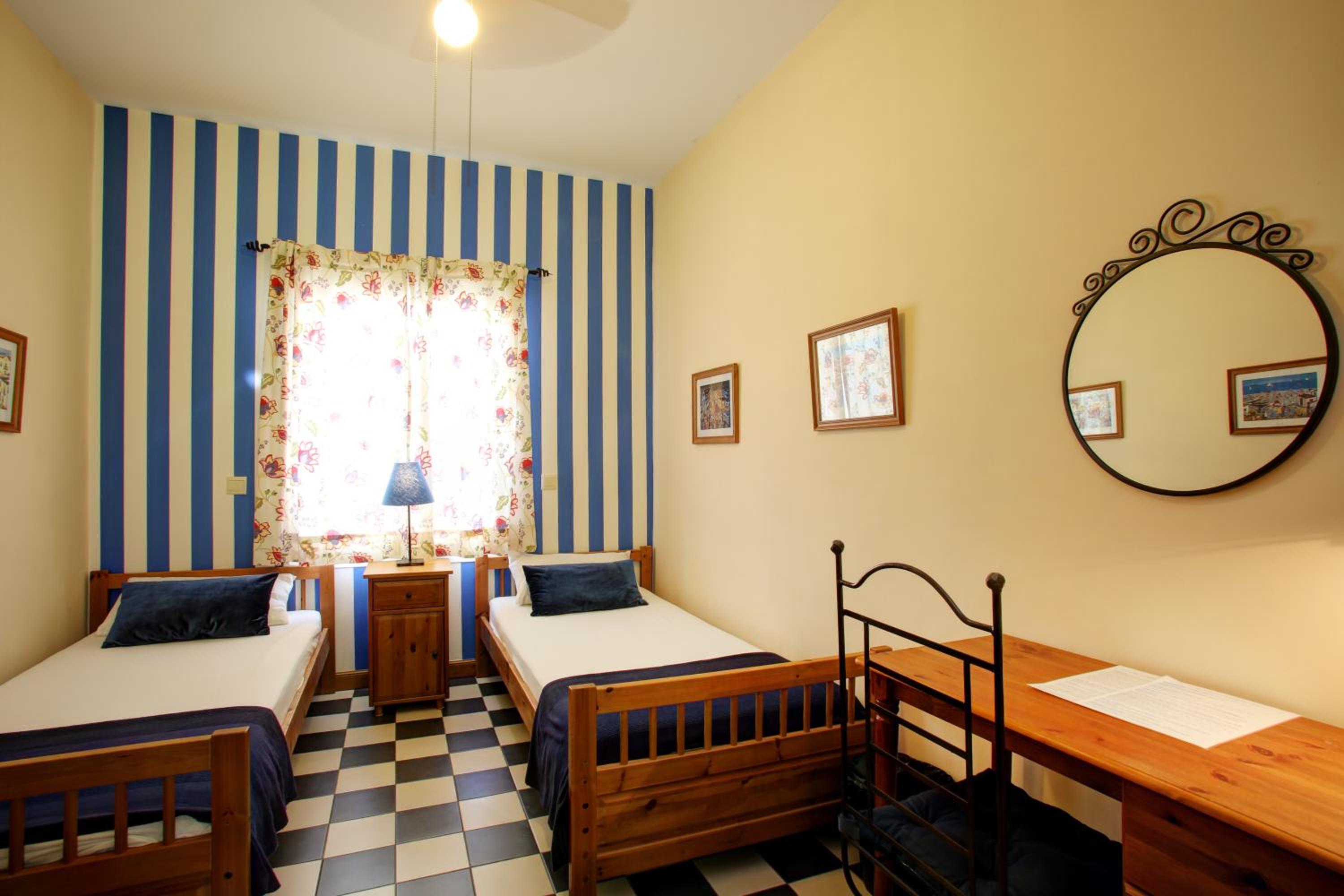 Málaga Lodge Guesthouse
