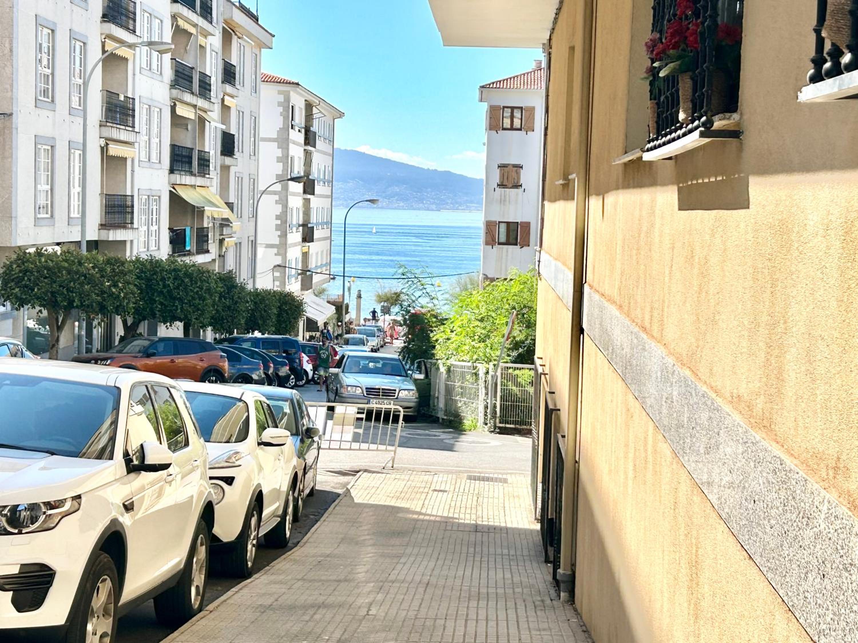 Céntrico piso Sanxenxo parking privado en la playa