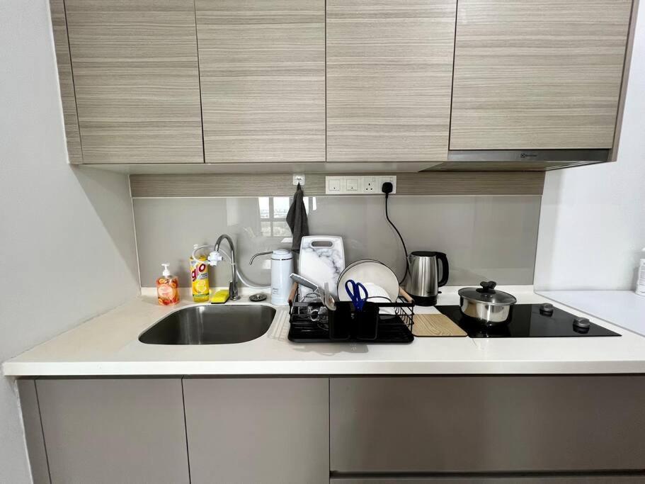 Emira 1BR Residence Shah Alam photo 2