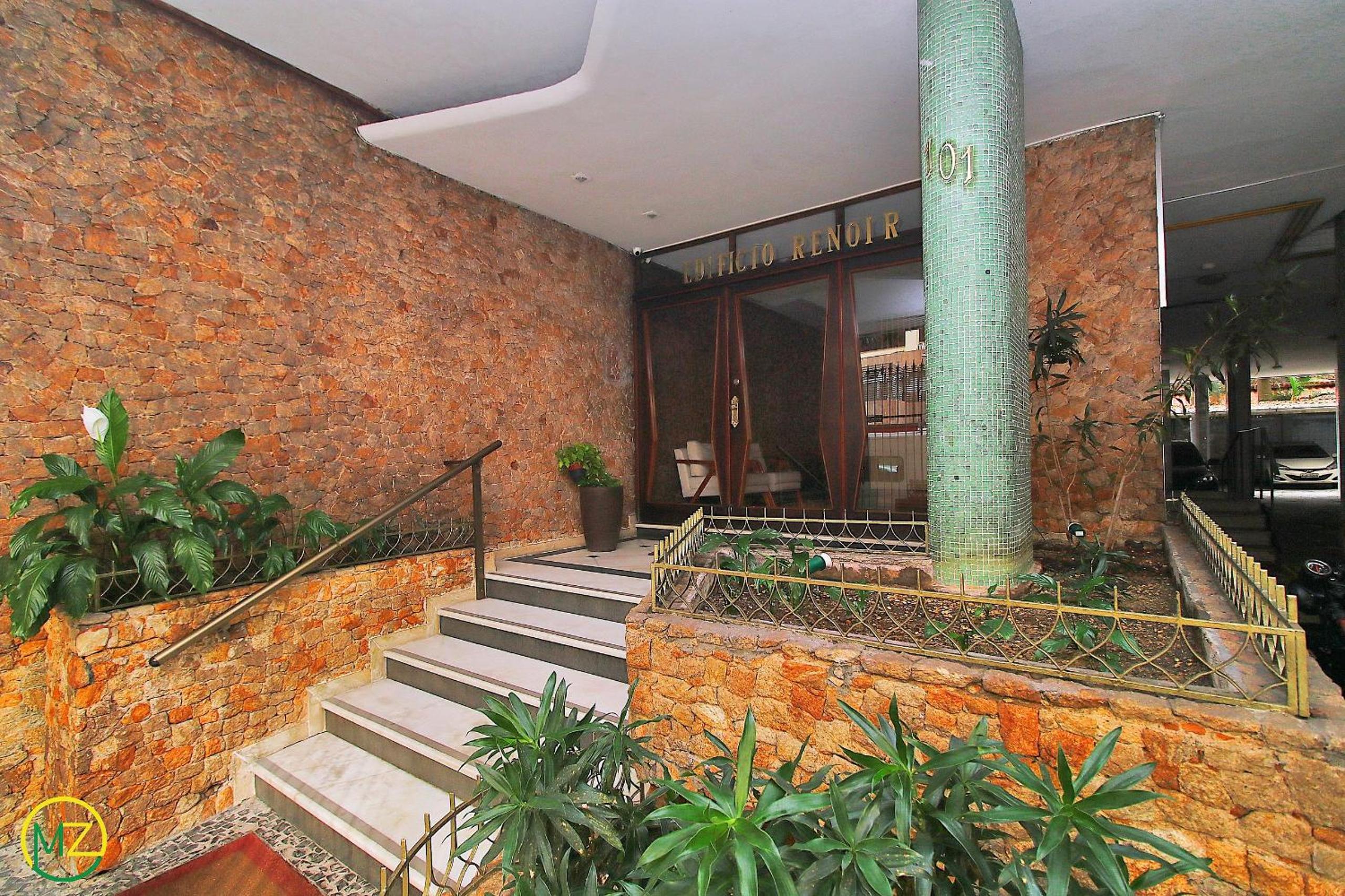 Very modern 3 bedrooms for until 10 people