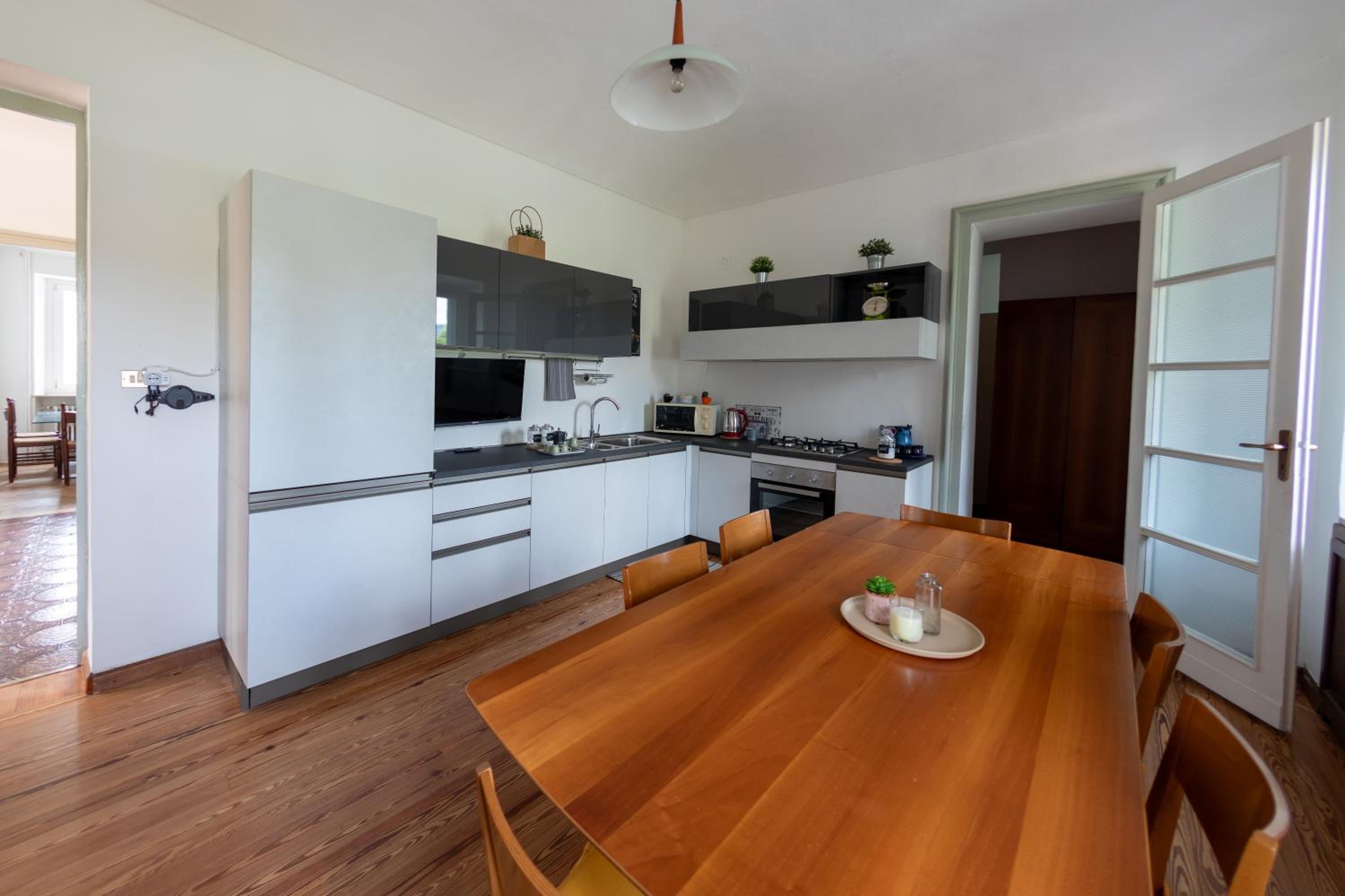 Maison Cècile Appartamento in villa. Host Marianna view 4