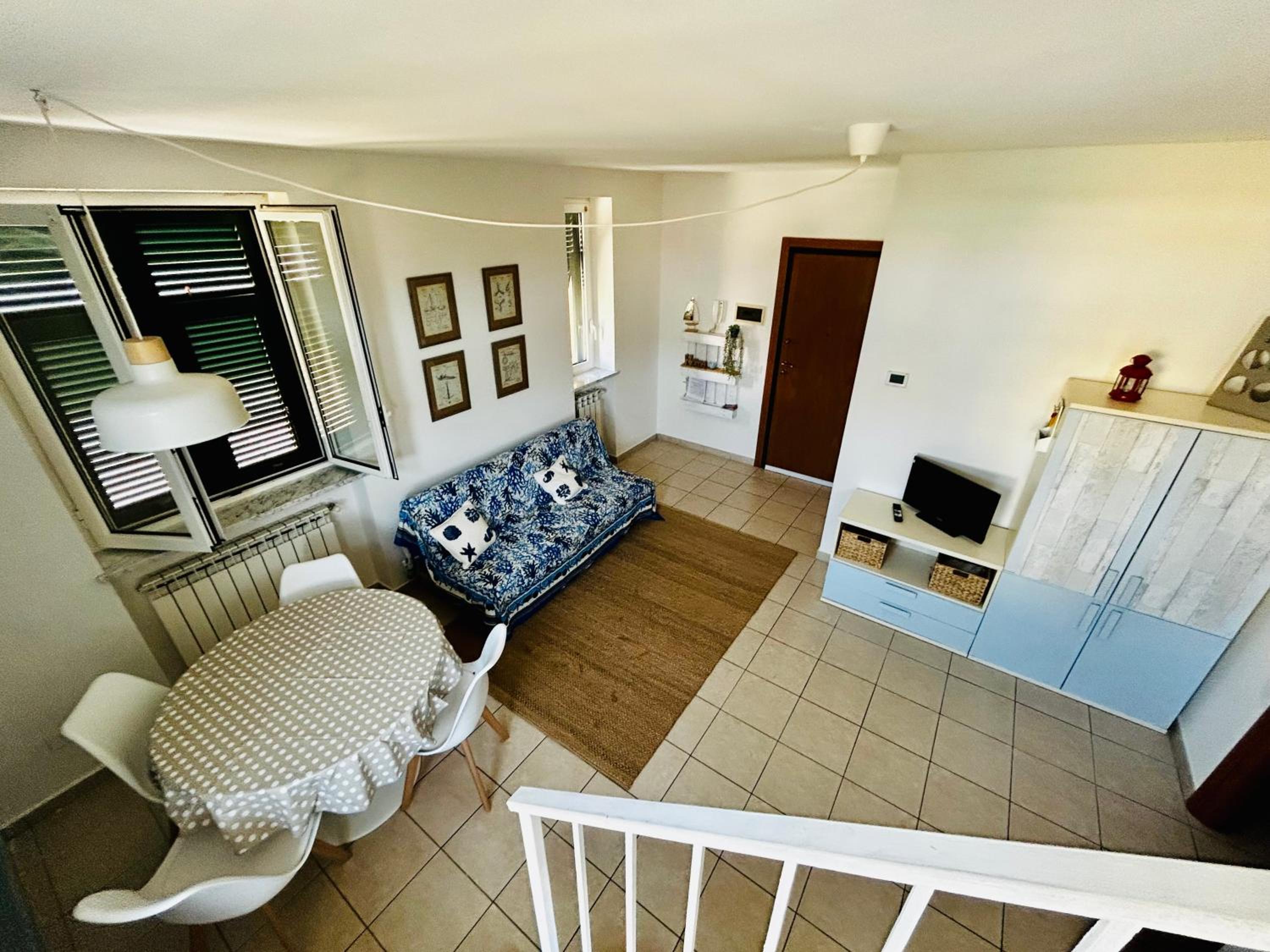 Casa lunae crociata view 2