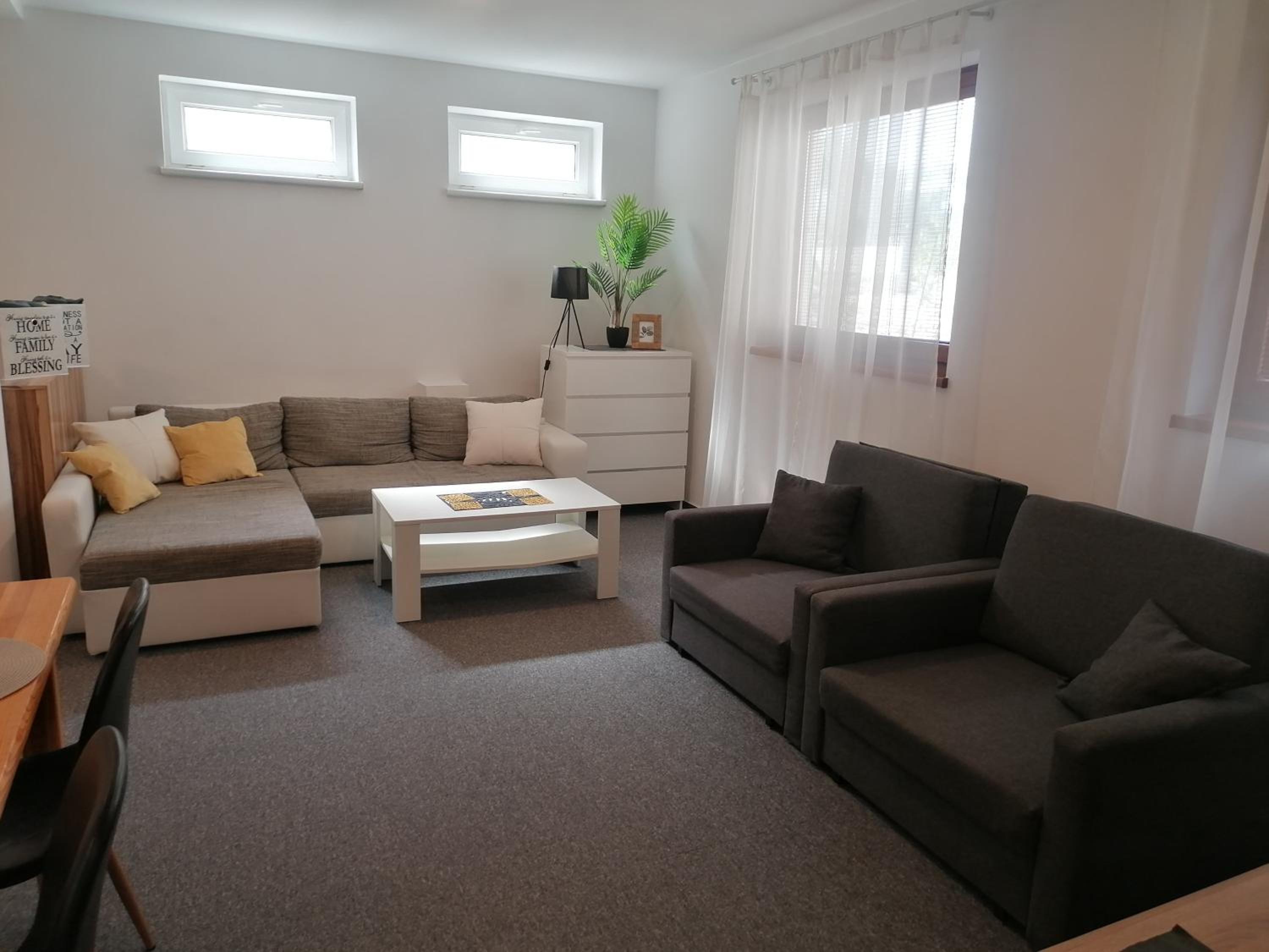 Apartman 26 Mymara view 4