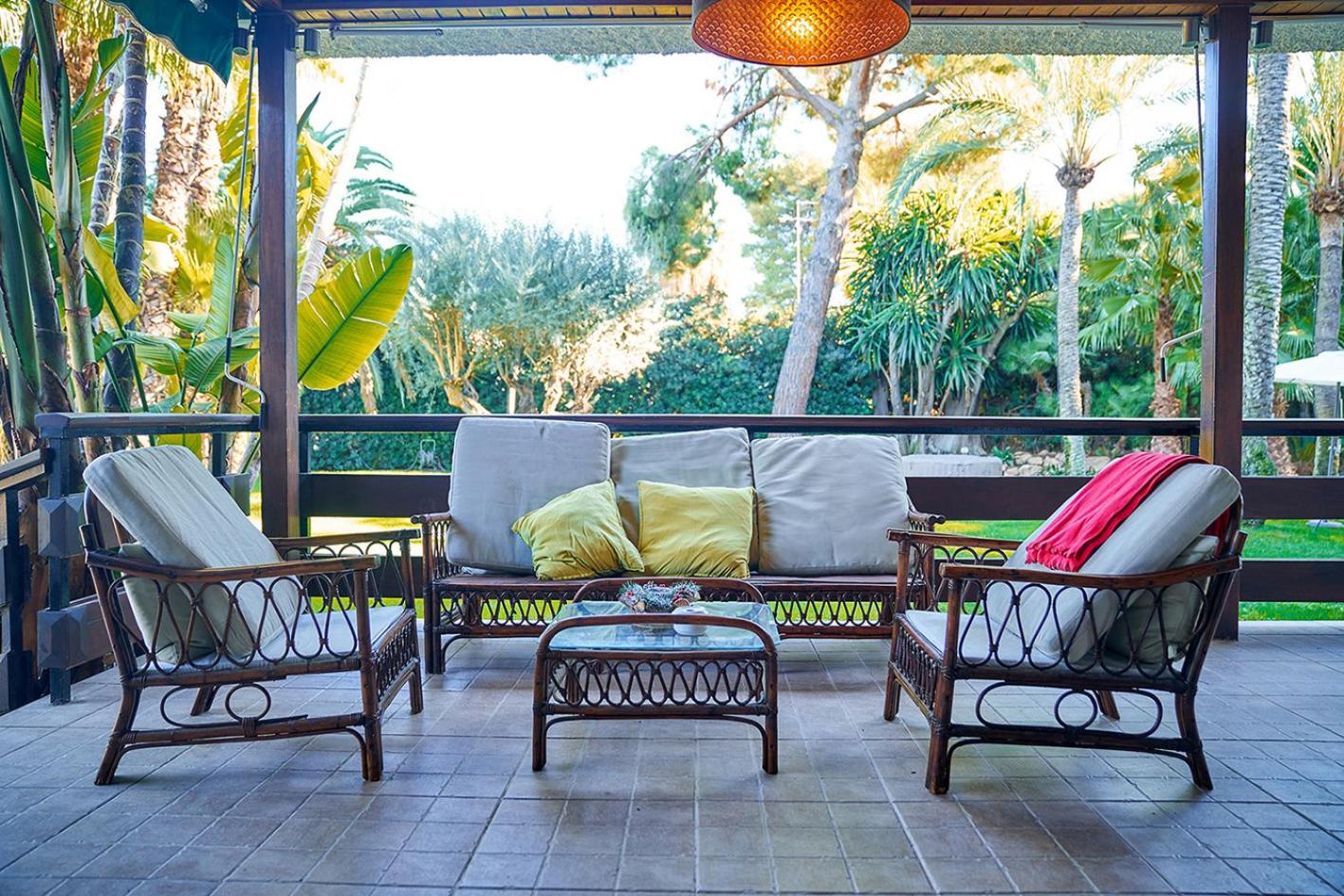 El Oasis Villa Resort