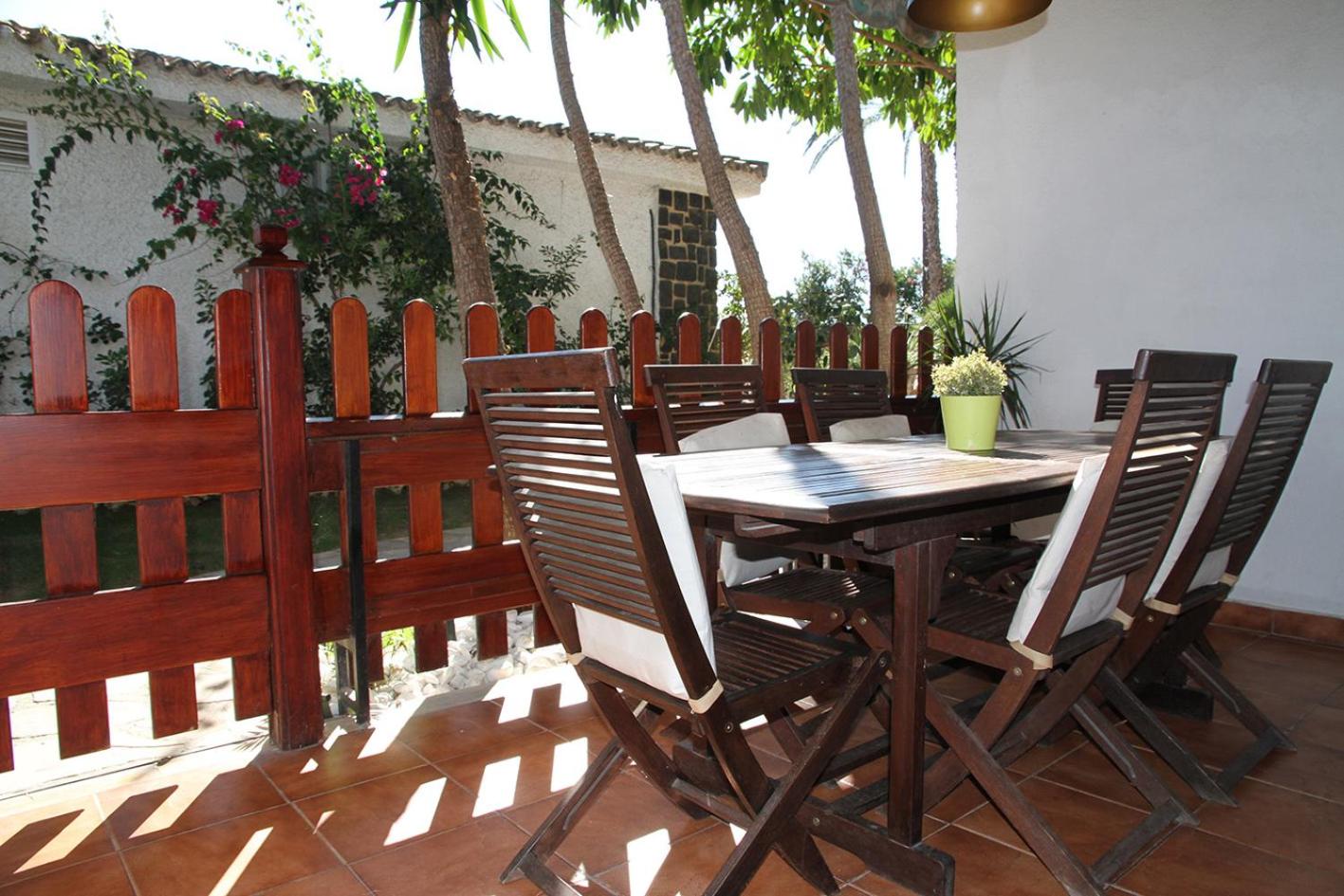 El Oasis Villa Resort