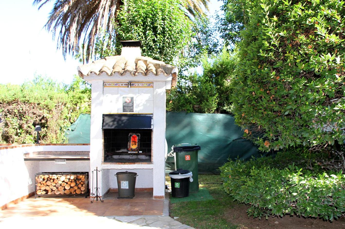 El Oasis Villa Resort