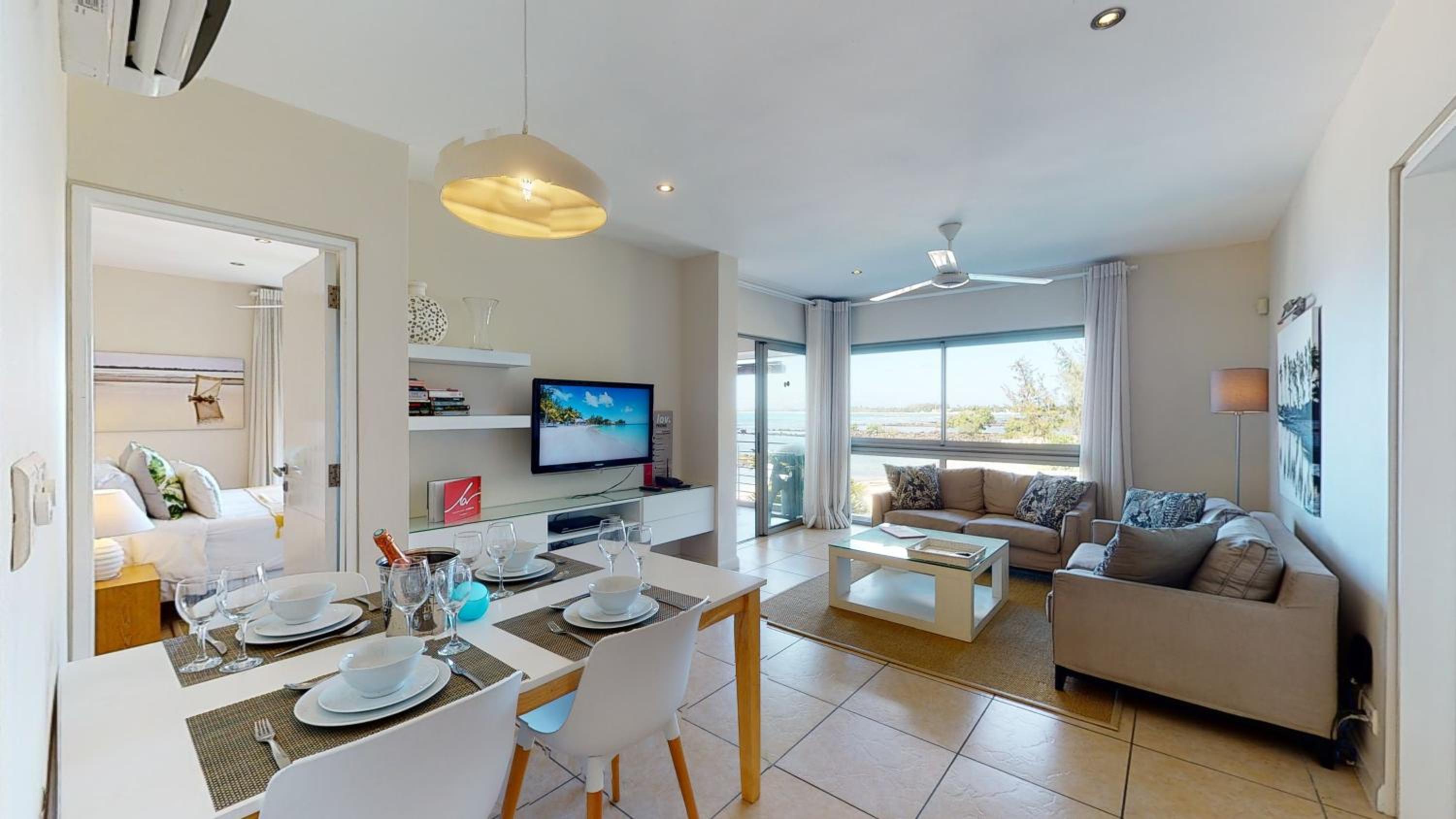 Bon Azur Beachfront Apartments & Penthouses by LOV Mauritius, Trou Aux Biches