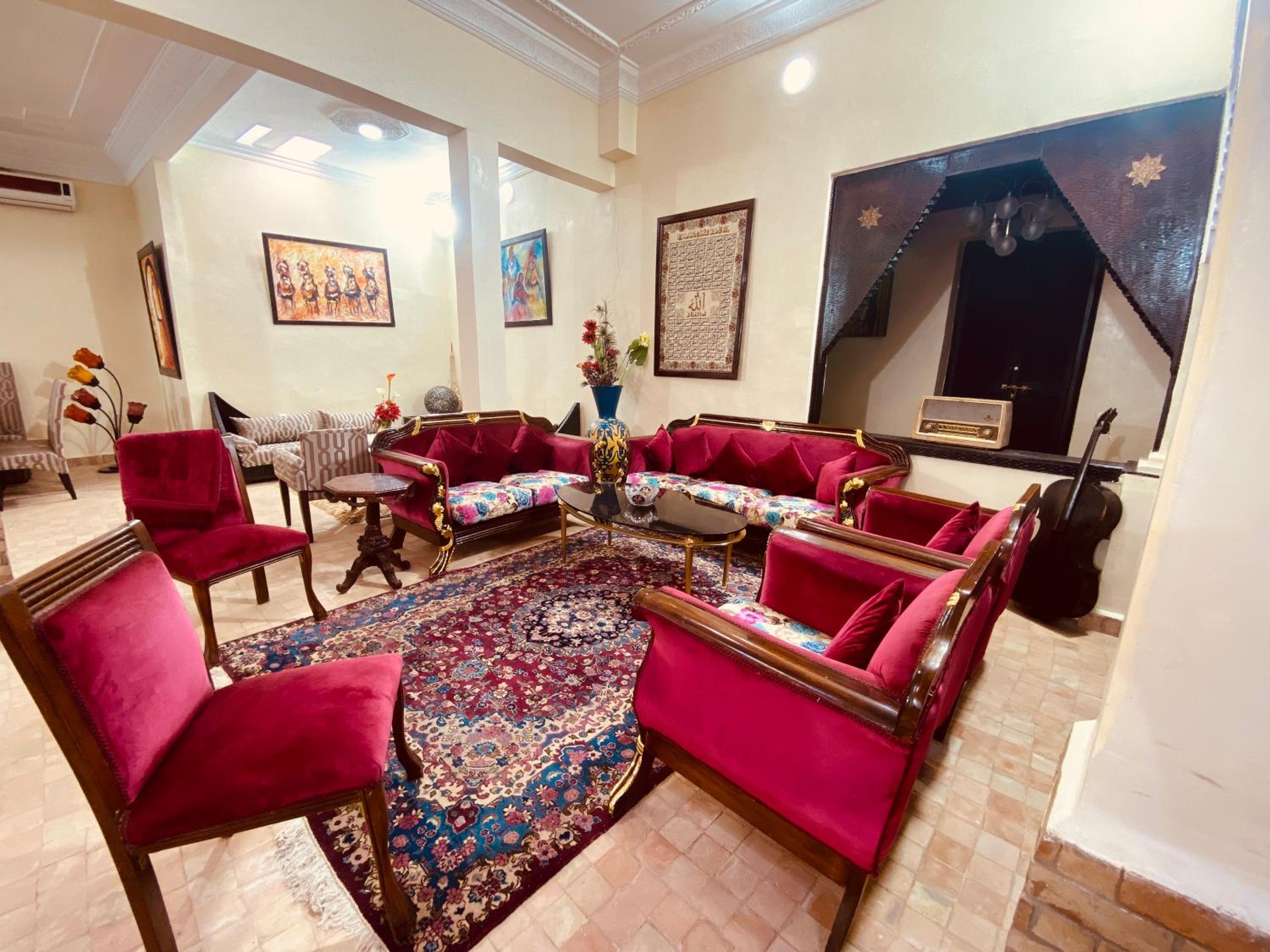 lounge