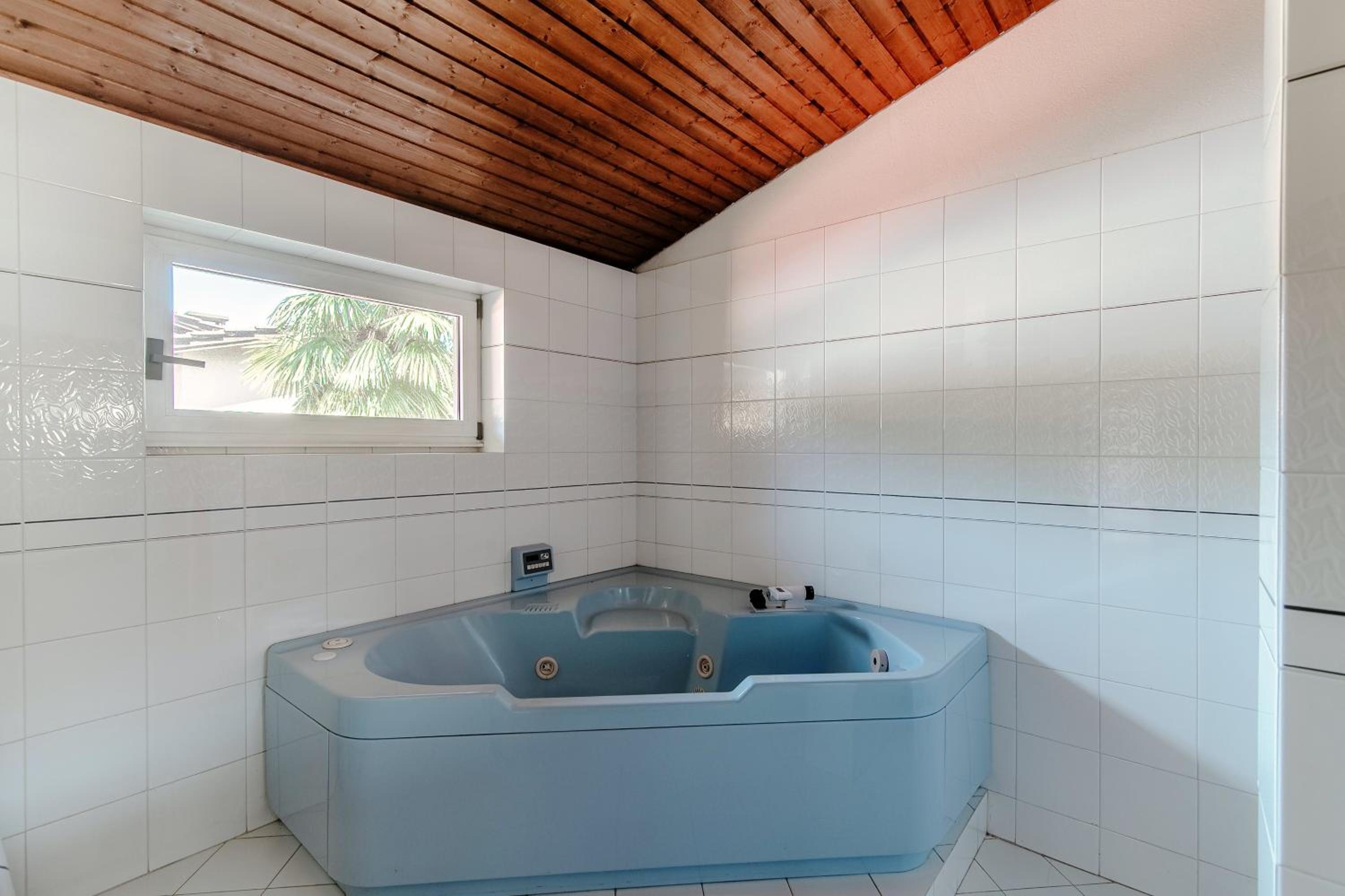 Villa La Pergola by Quokka 360 - historic villa with private pool