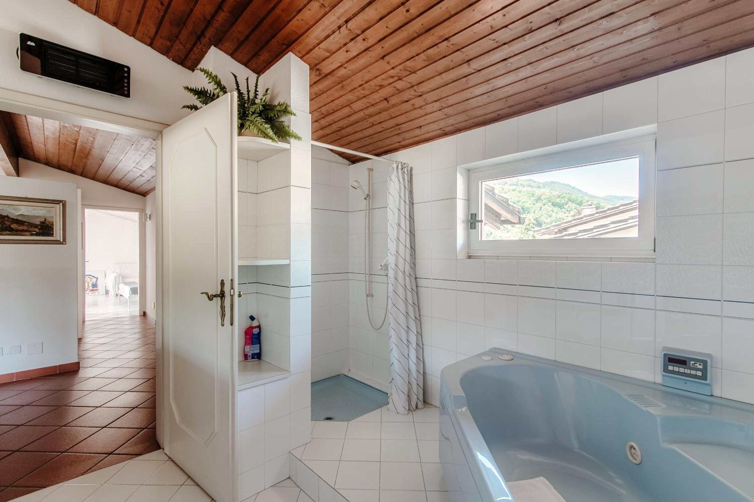 Villa La Pergola by Quokka 360 - historic villa with private pool