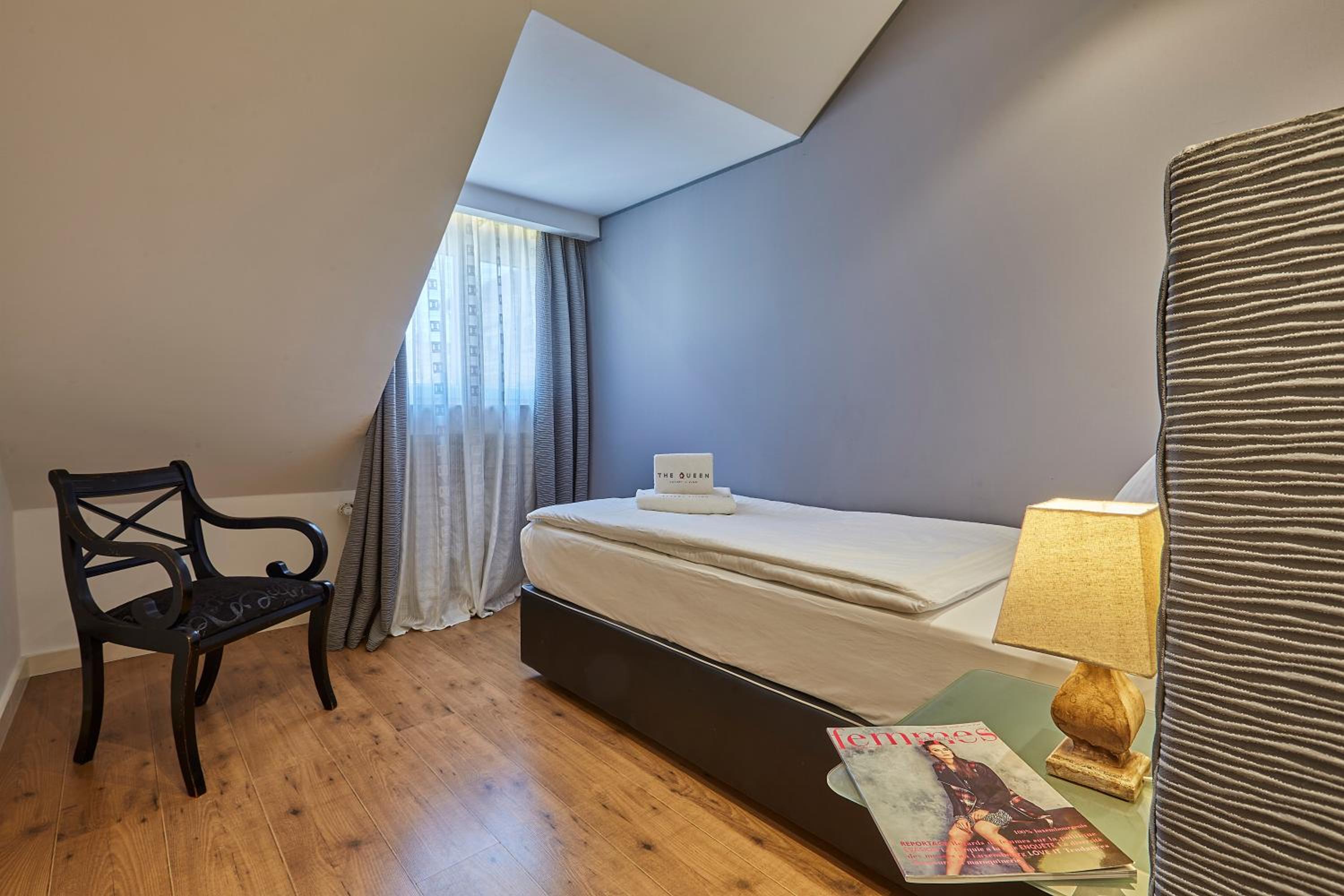 The Queen Luxury Apartments - Villa Cortina