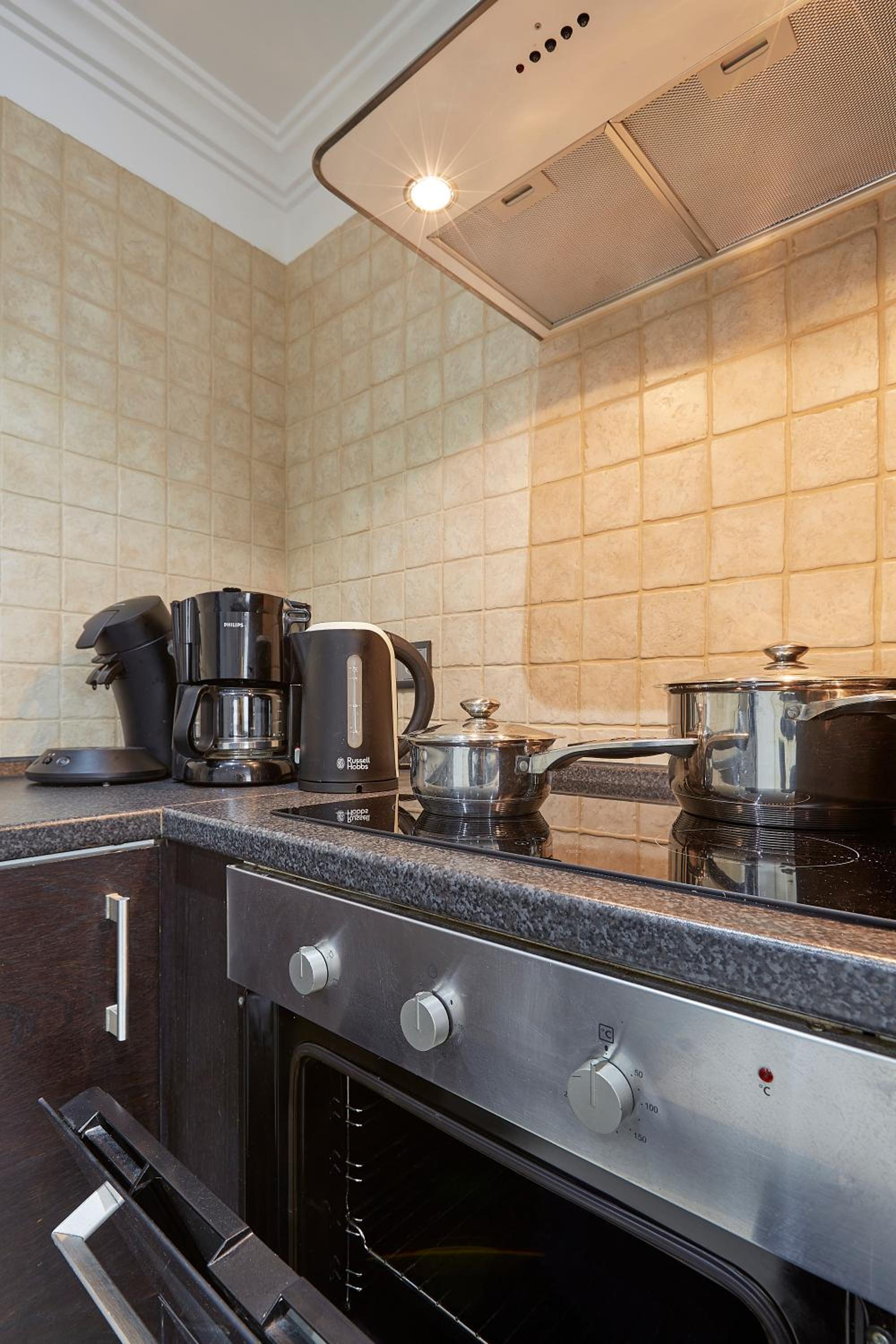The Queen Luxury Apartments - Villa Cortina