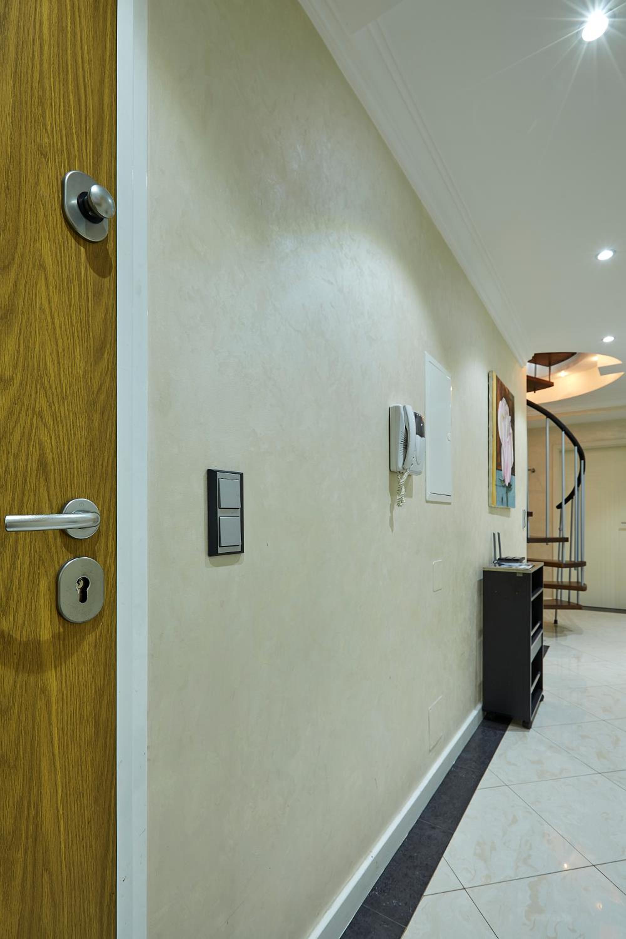 The Queen Luxury Apartments - Villa Cortina