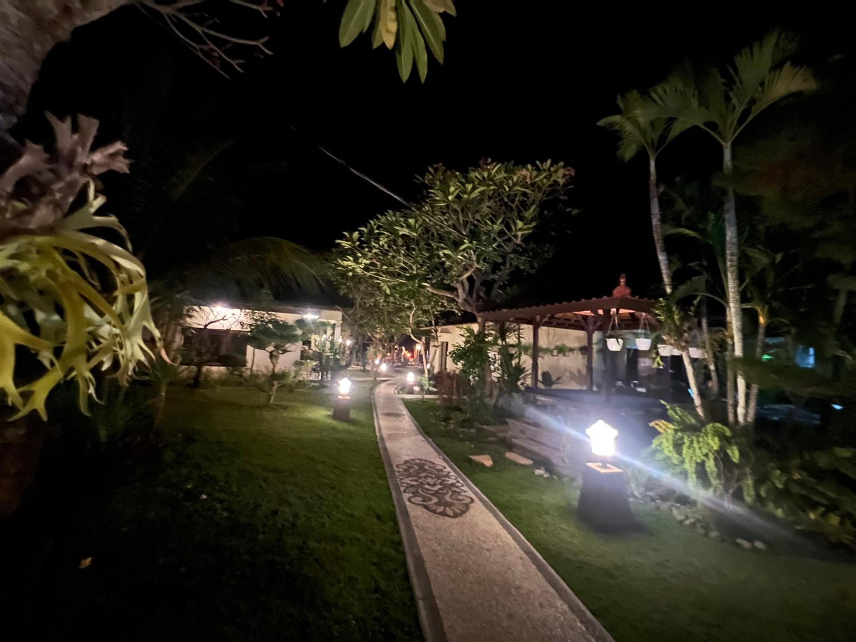 Segara Wangi Beach Cottages