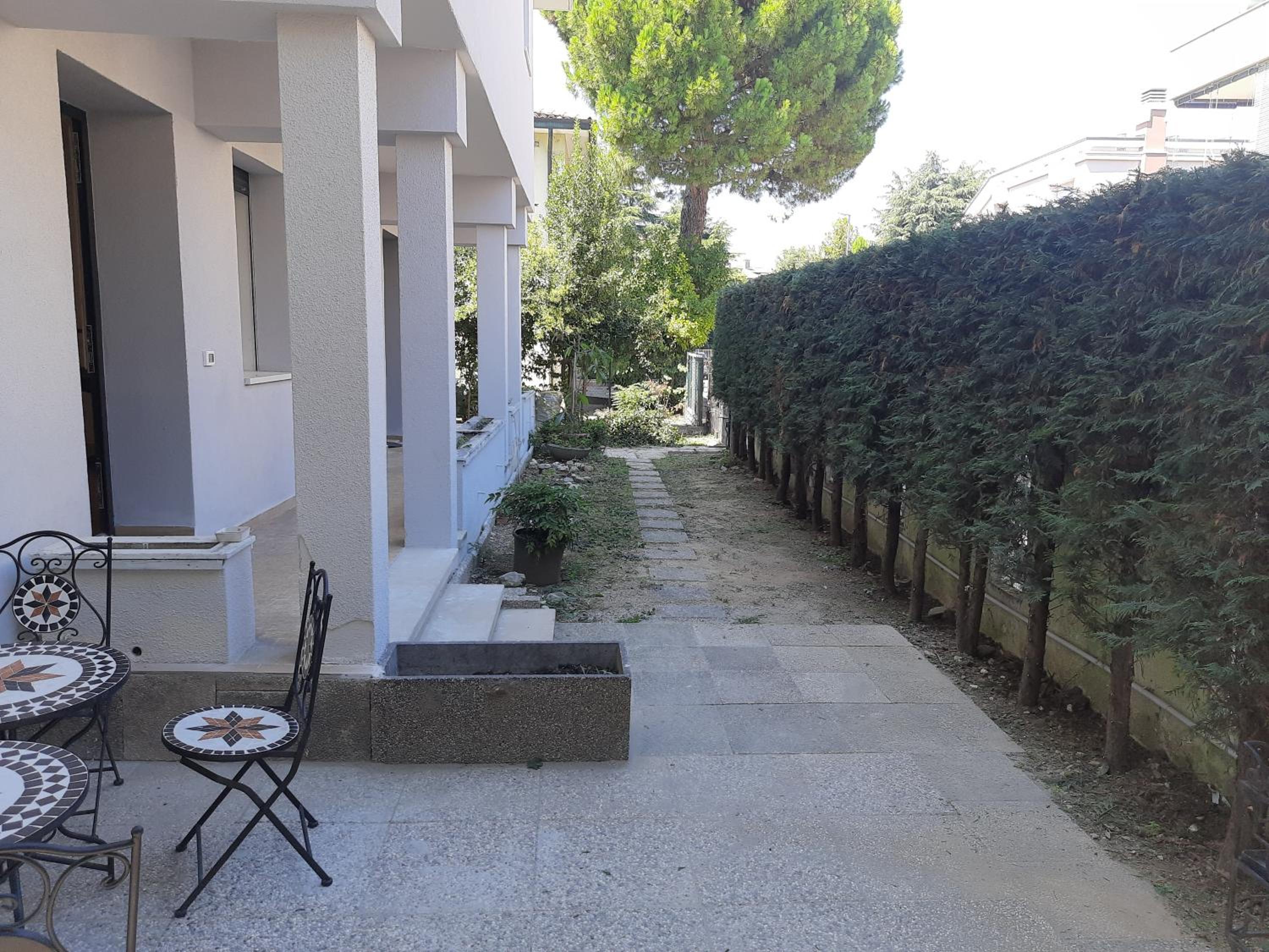 Spazioso Appartamento in casa singola Padova con giardino view 5