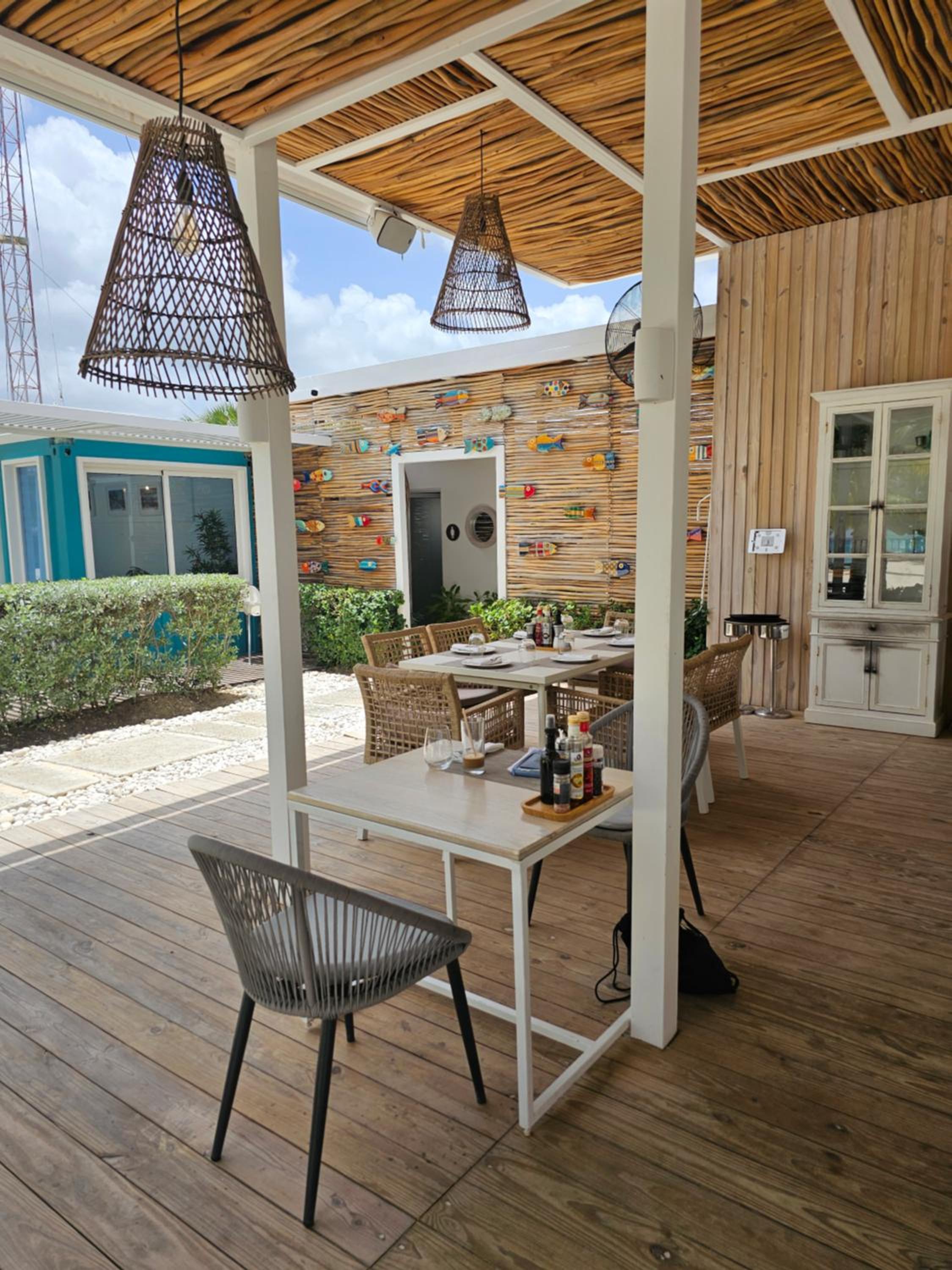 Aqua Esmeralda Luxury Beach Front Apartment