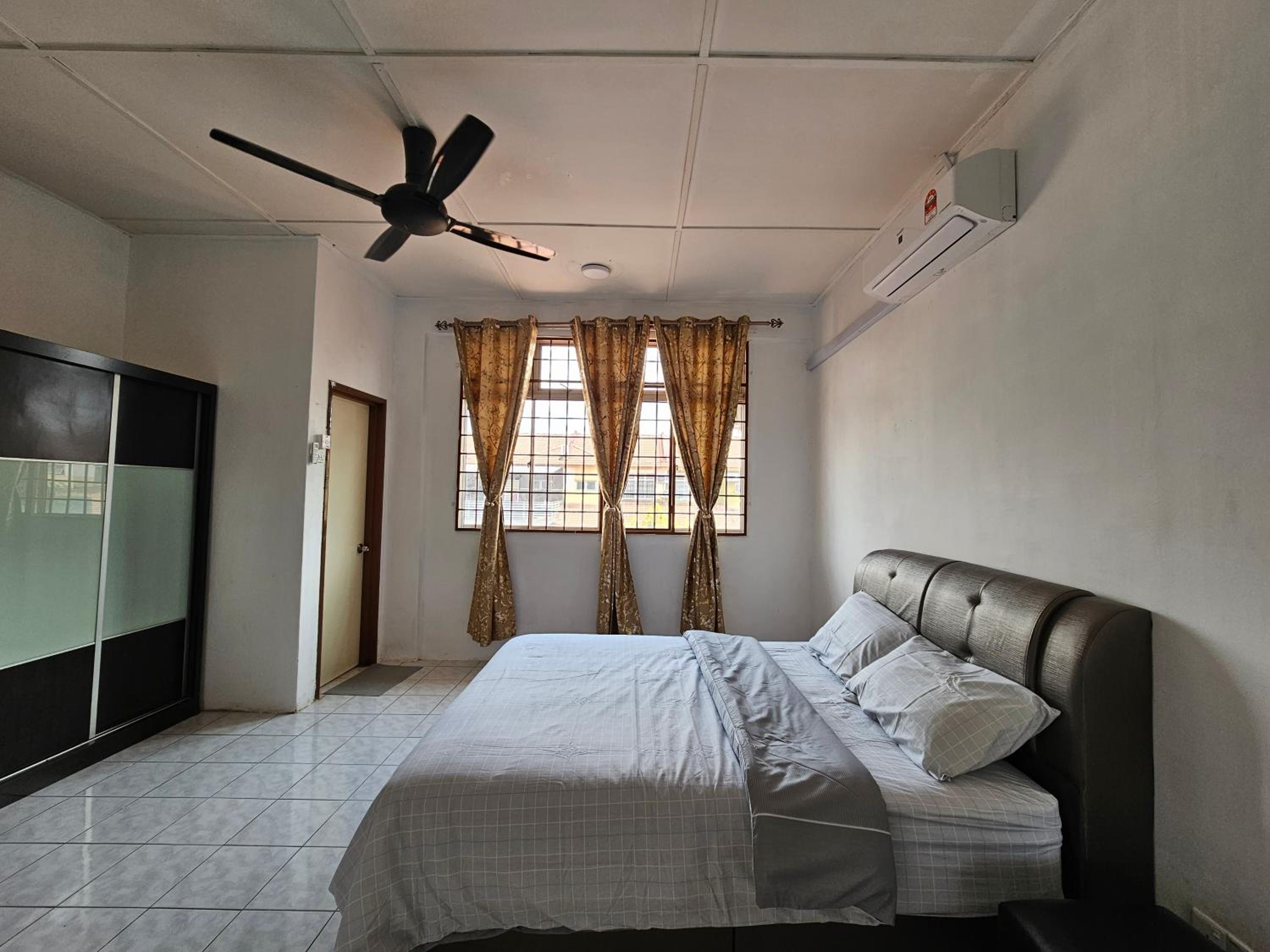 Sapphire Residence