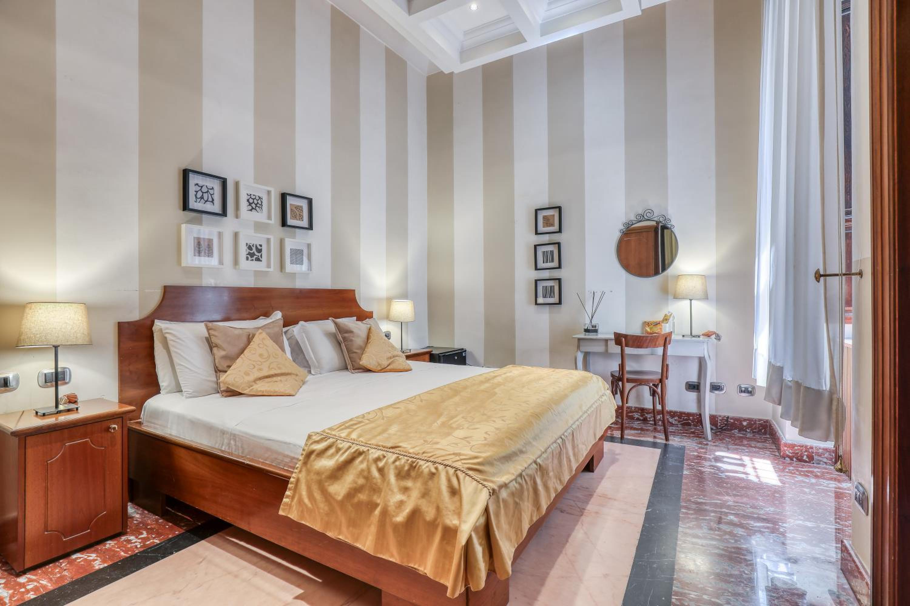 Spagna Dream Suites photo 4