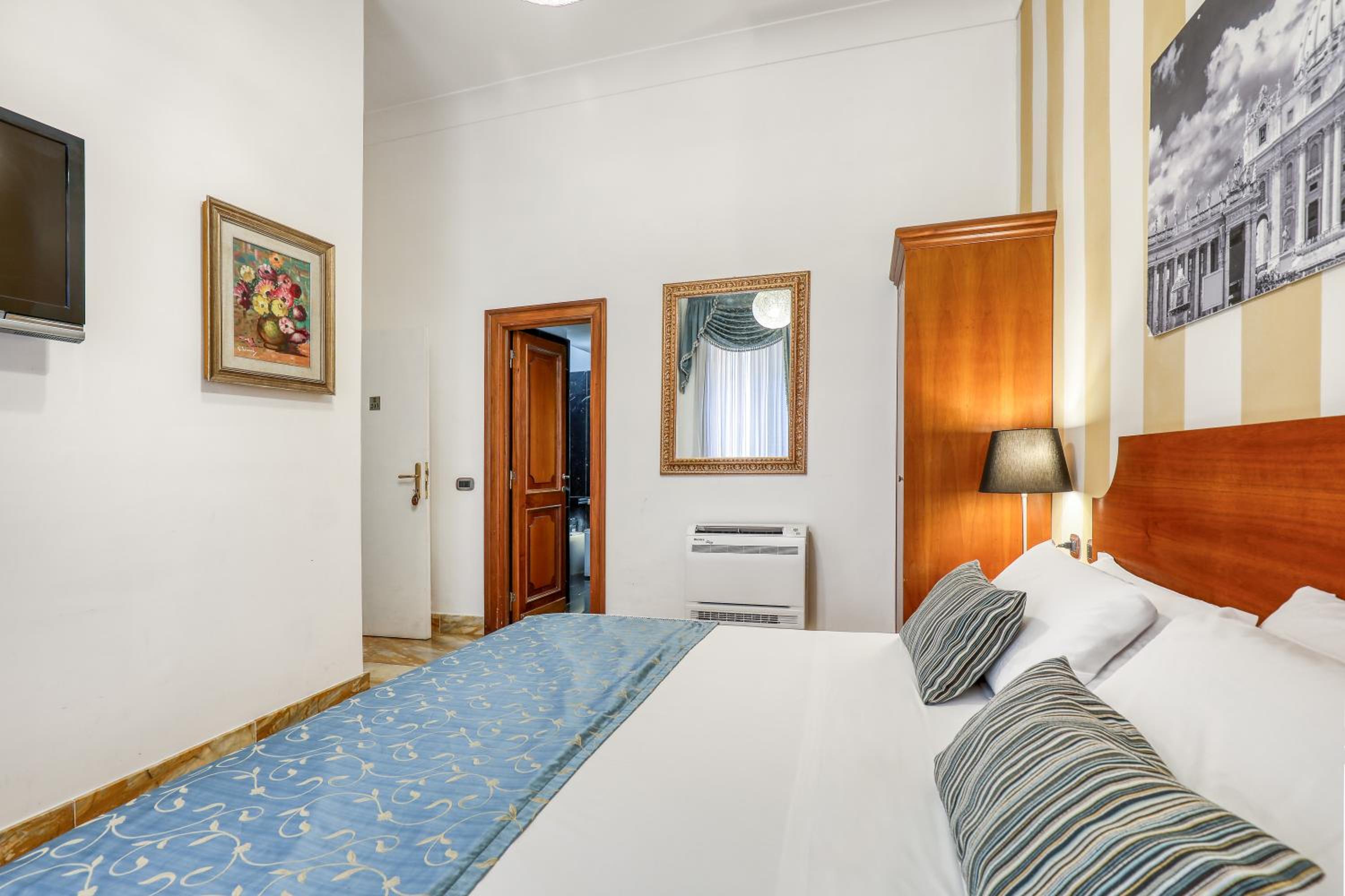 Spagna Dream Suites photo 3