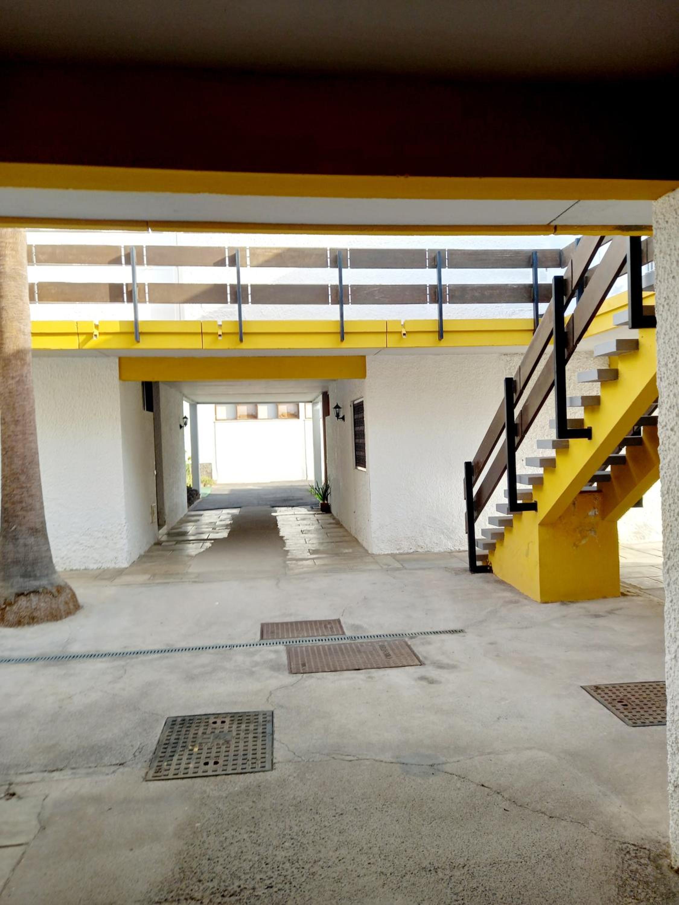 Papagayo Beach Apartments