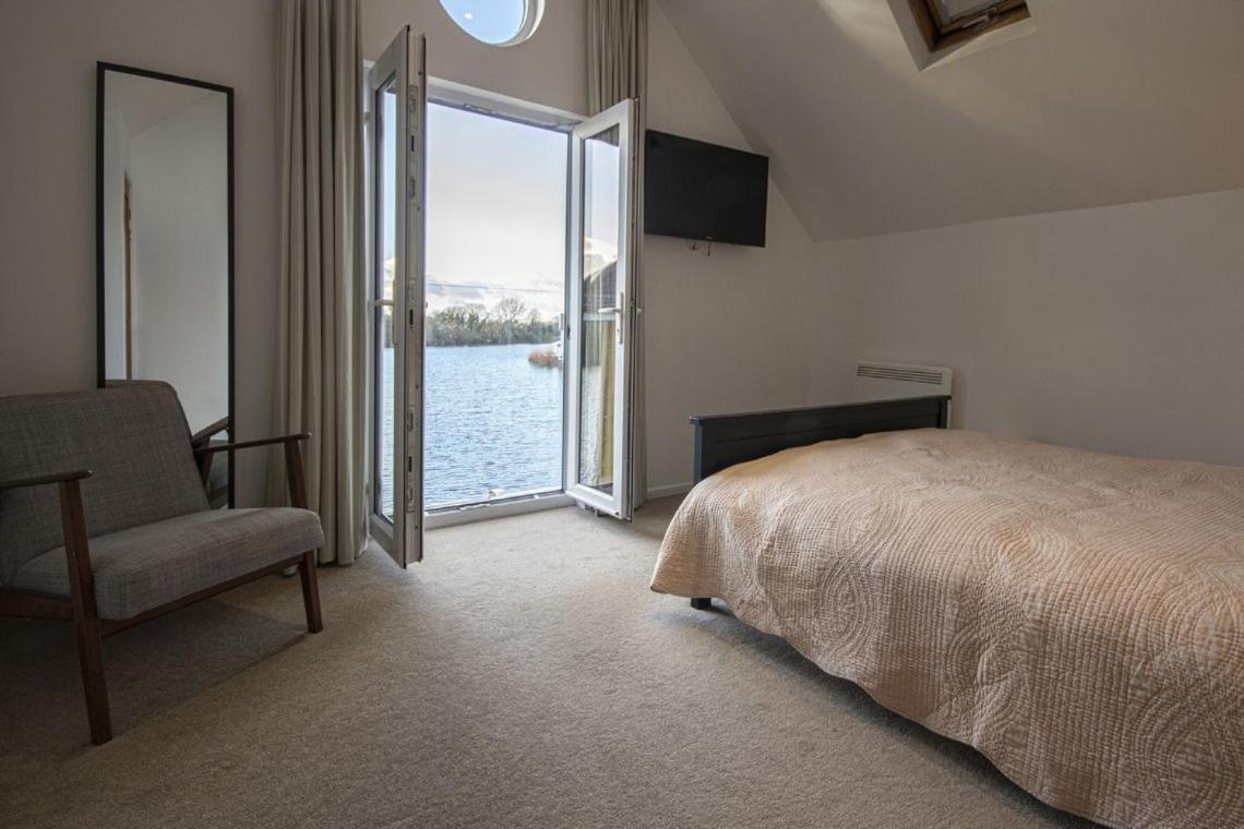 Spring Lake 41, Lapwing Lake Lodge view 2