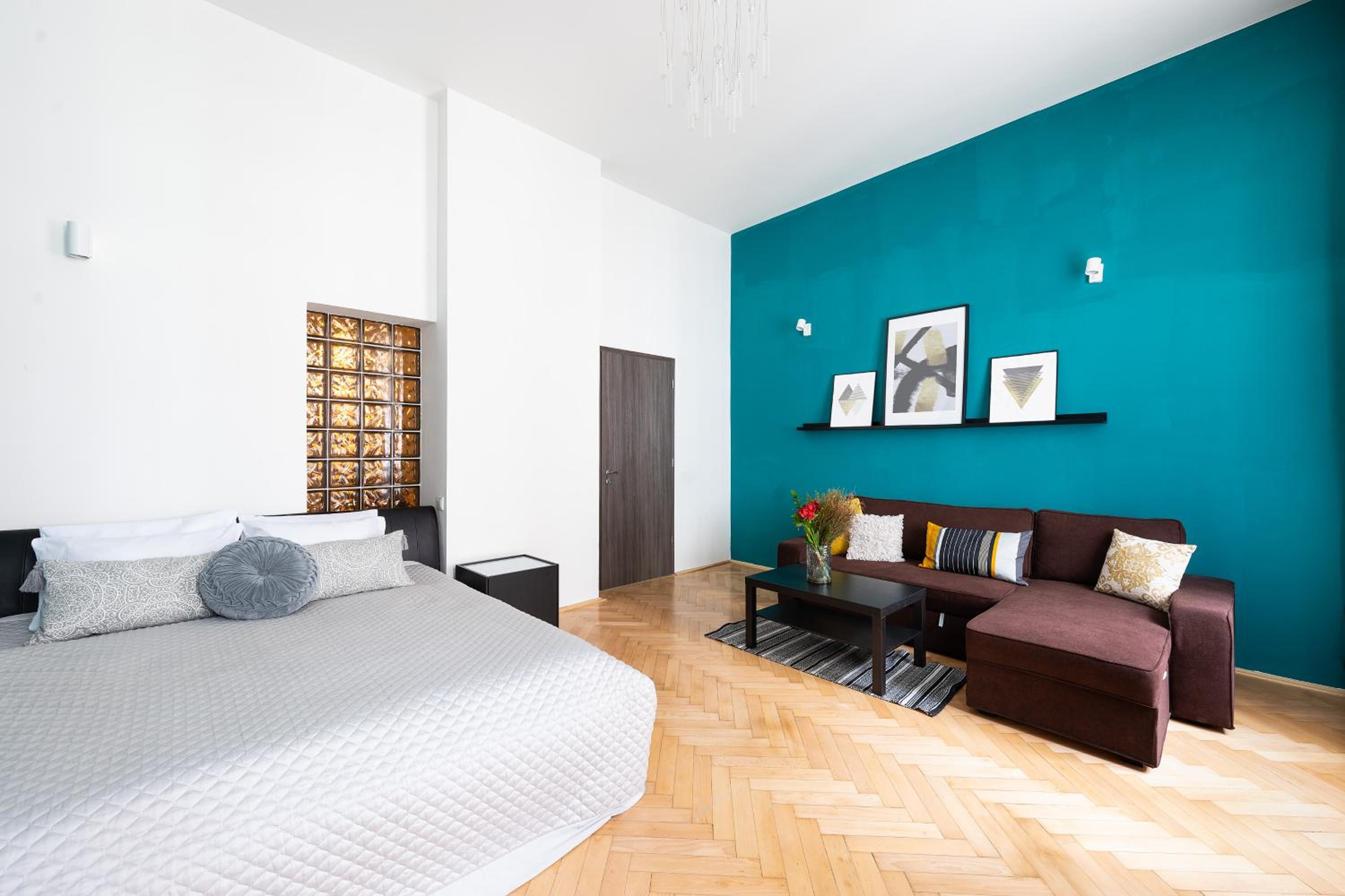 Bohéme Apartments Charle's Square