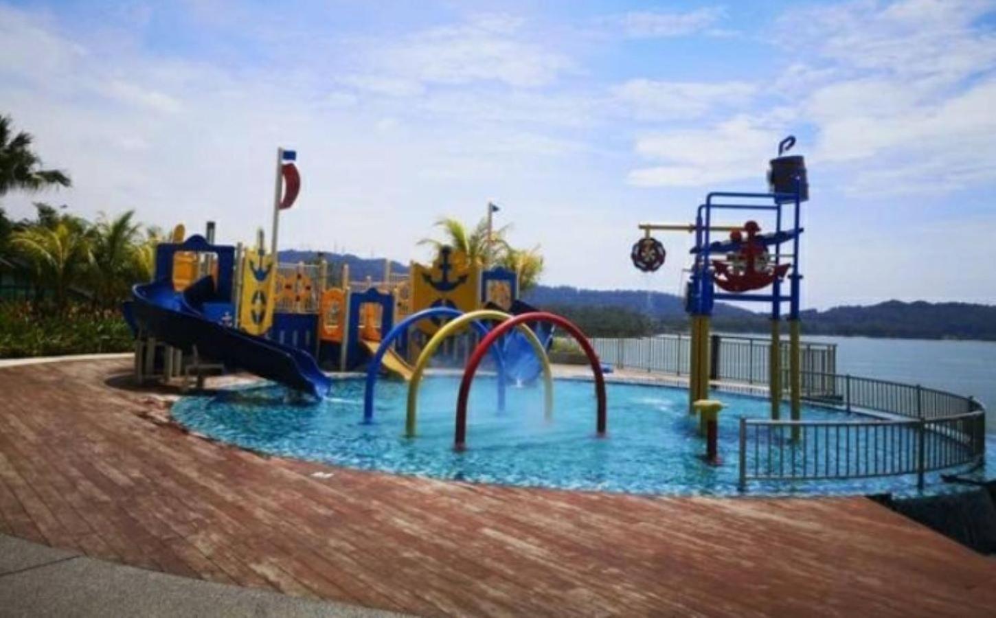 Cozy studio near town area @ Kuantan #4pax #Kuantan Waterfront photo 4