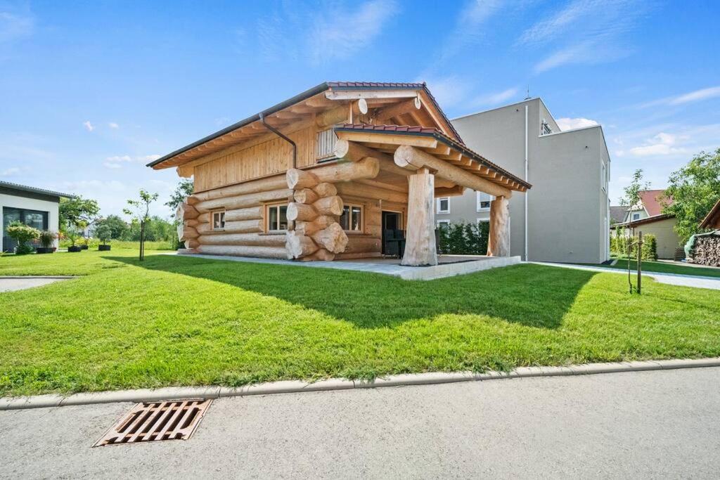 Blockhaus am Pfrunger Ried