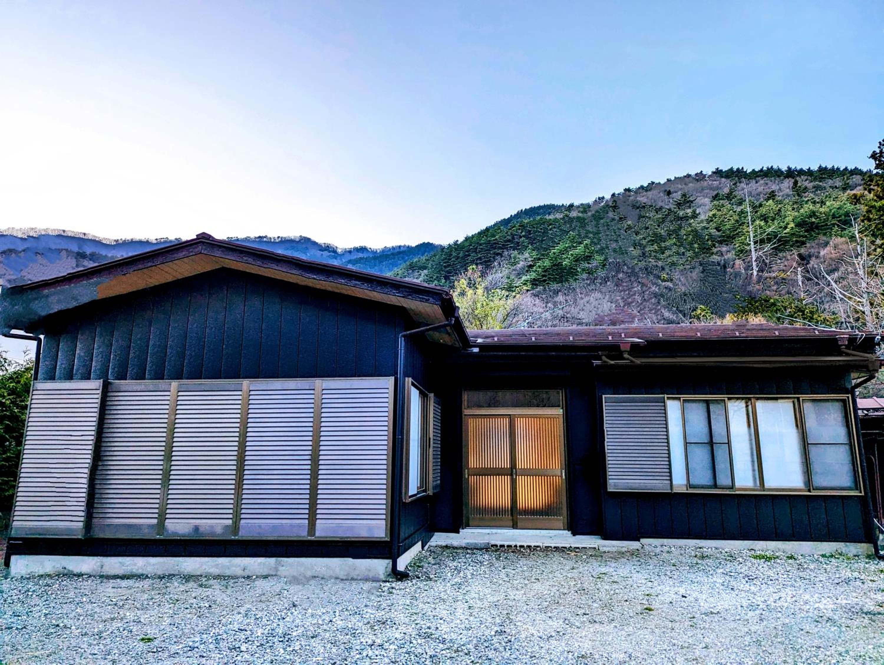 Lake Kawaguchiko, Vacation House, 3LDK BBQ OK !! 竹之家-Takenoya- Perfect for famiry and group travel !! view 2