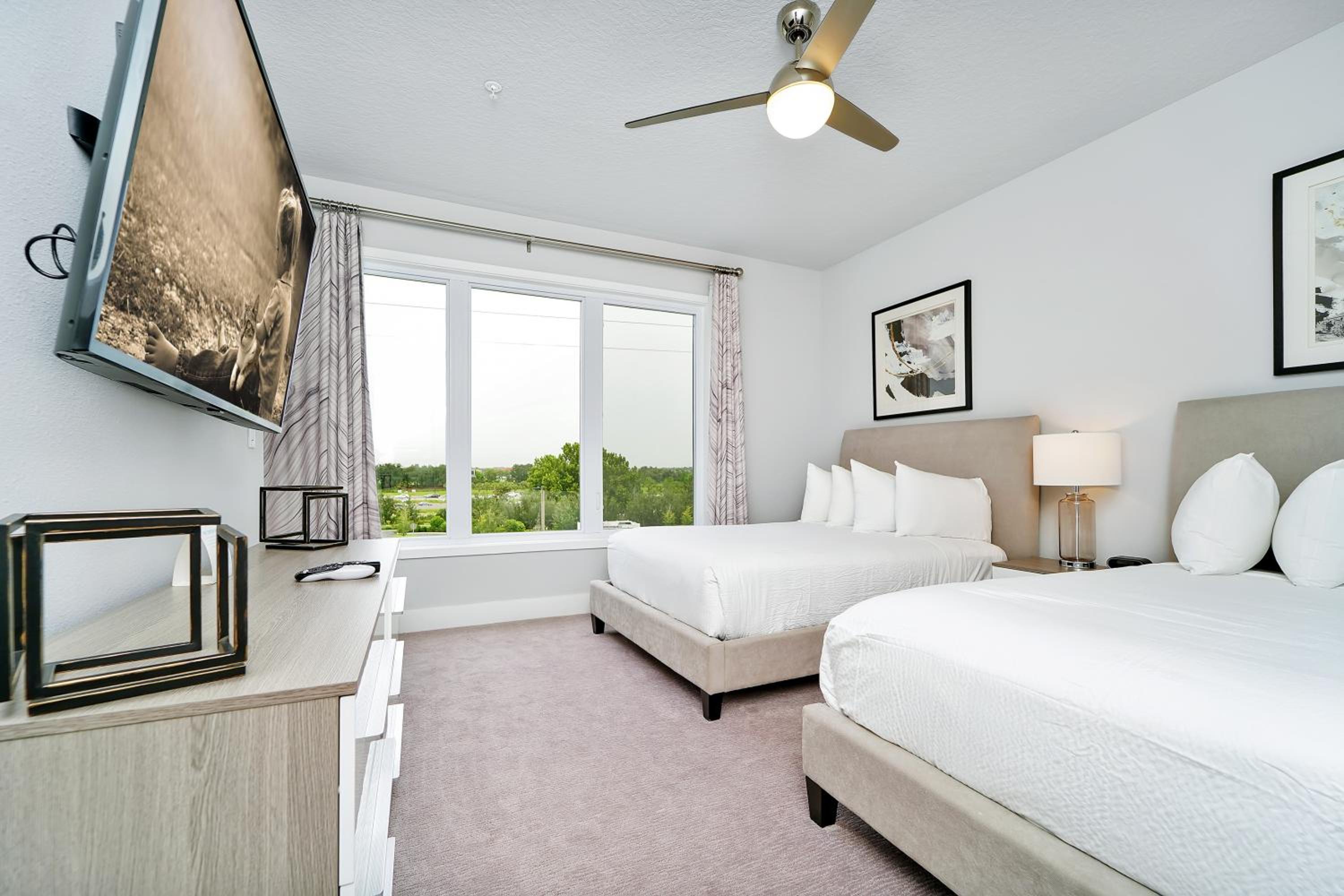 Spectrum Resort Villas Orlando and Waterparks - Image 5