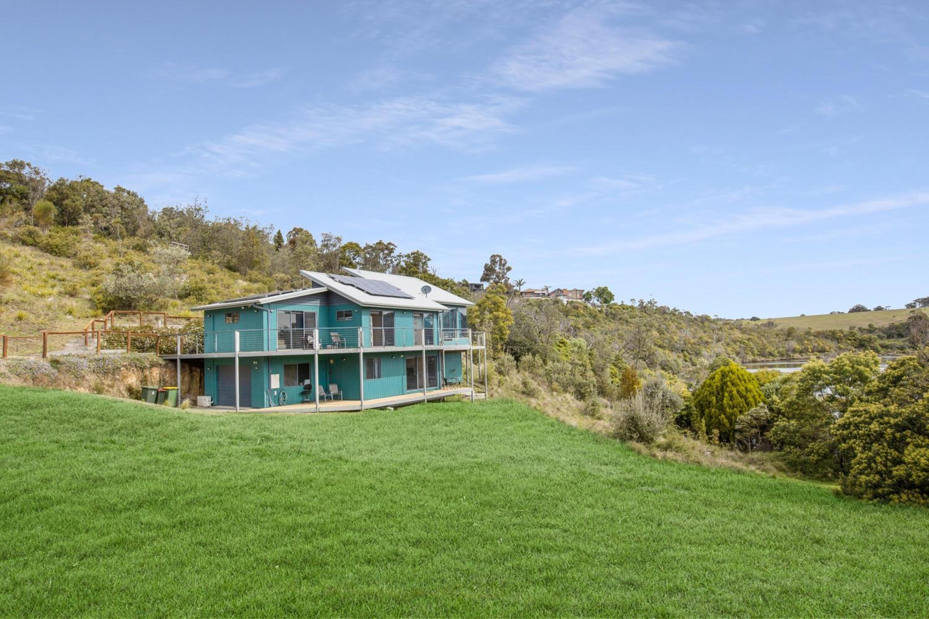 Arukah House