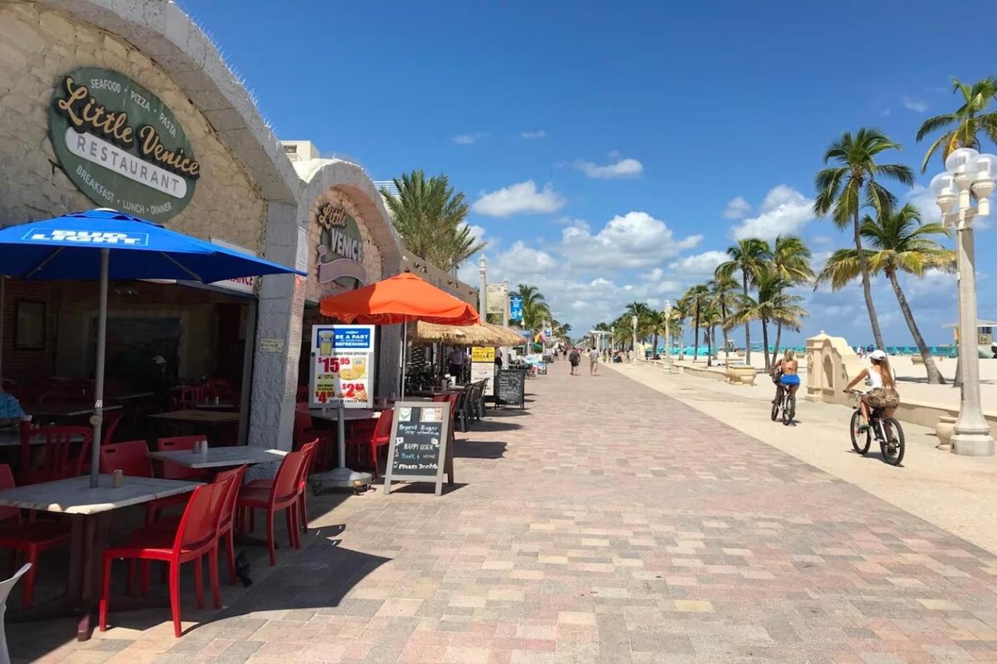 Great Location 5BR Heated Pool near Hollywood Beach