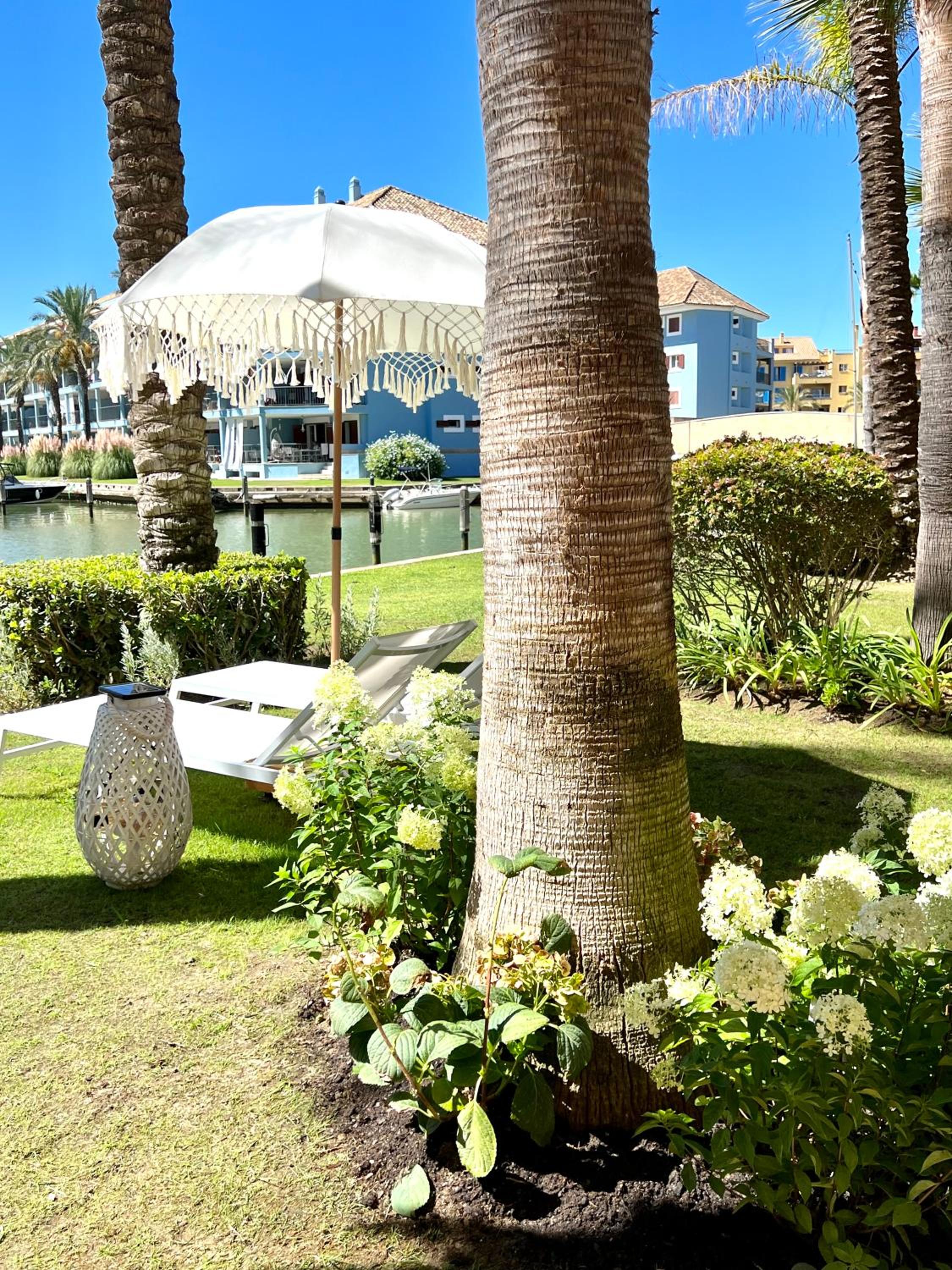LUXURY APARTMENT MARINA DE SOTOGRANDE Playa y Jardín