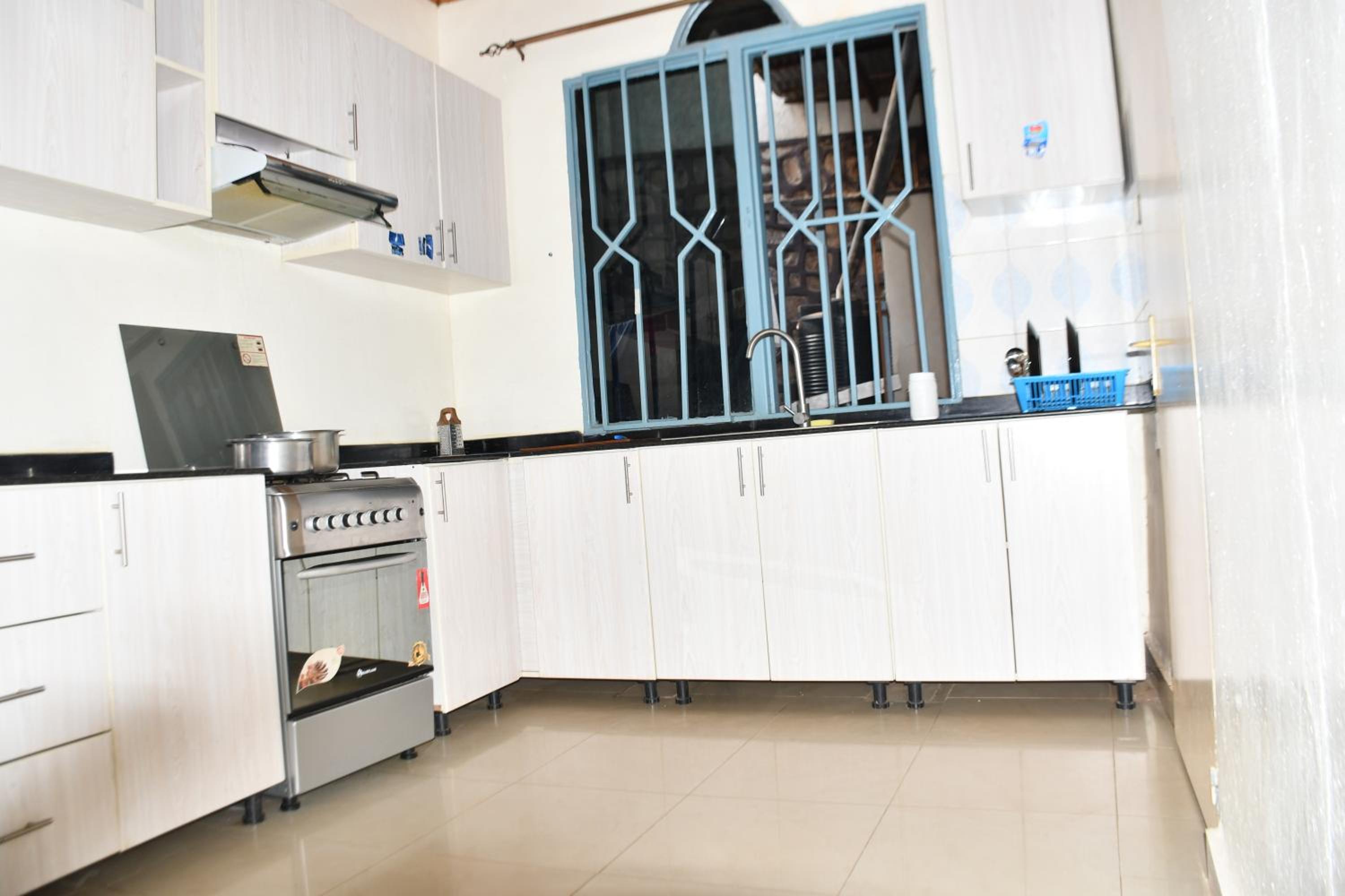 Enchante Suites Kigali view 4