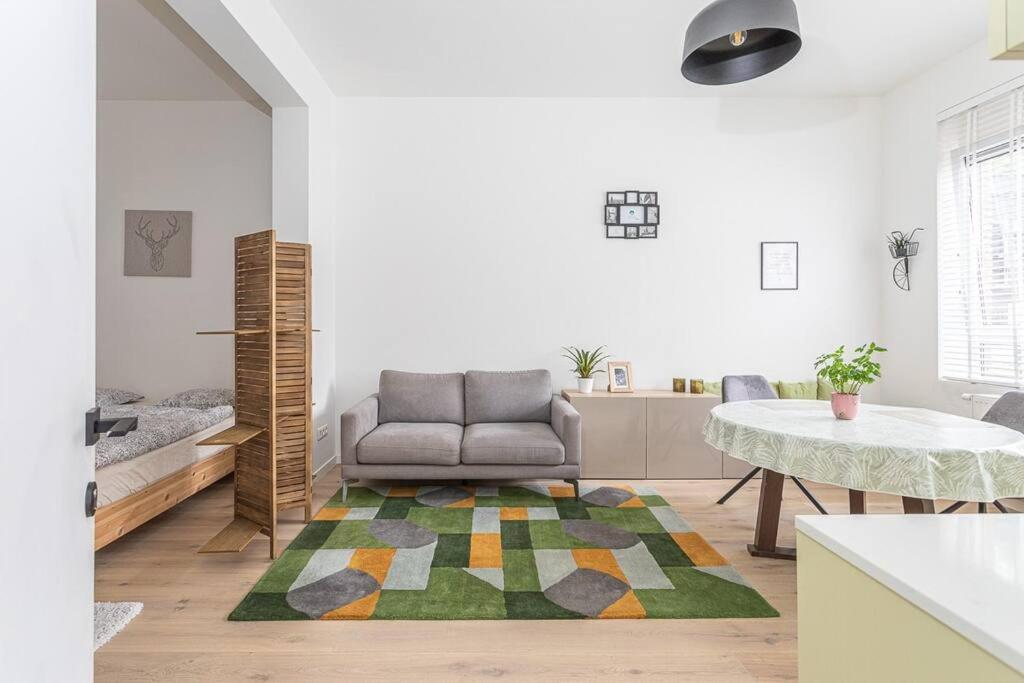Beautiful studio