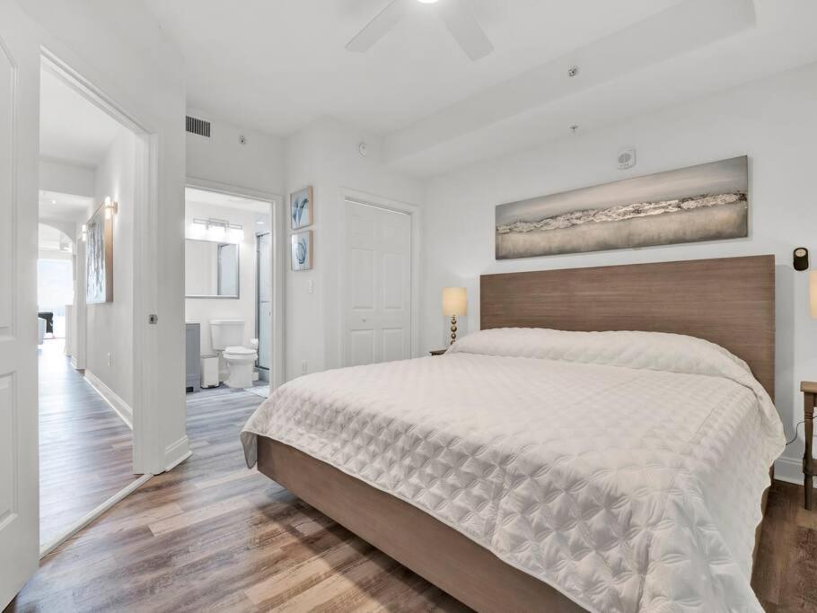 Huge Pool, Sunrise, Stunning views near Disney,409