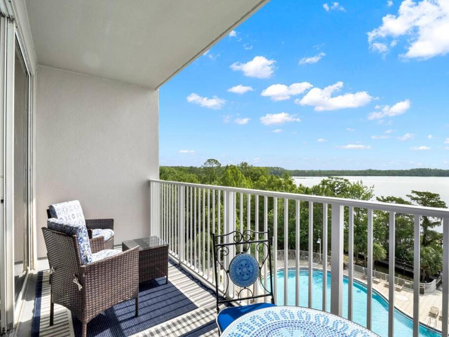 Huge Pool, Sunrise, Stunning views near Disney,409