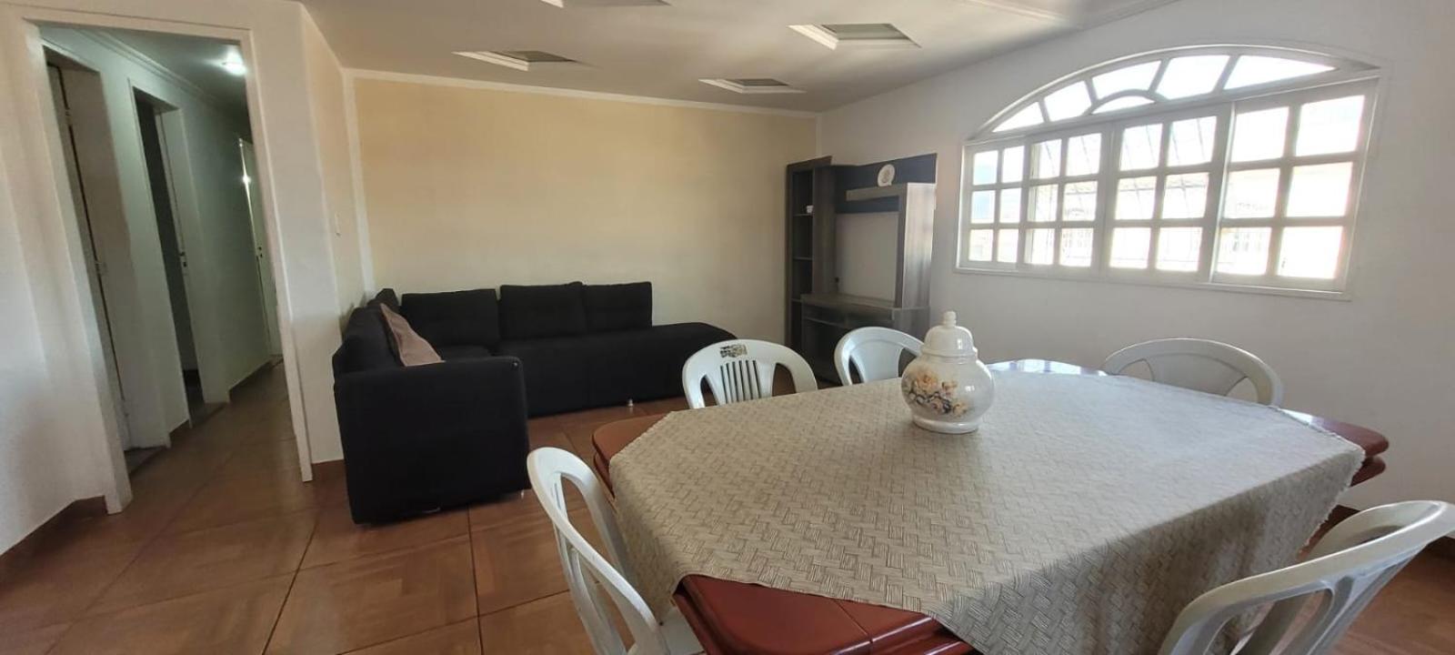 Cantinho do SOSSEGO, a 2 km da praia de Itapuã, no centro da cidade, wifi, ideal para CASAL view 4