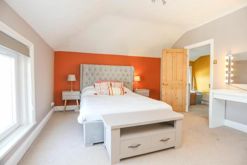 Southsea Historic Gem - Elegant Apartments view 4