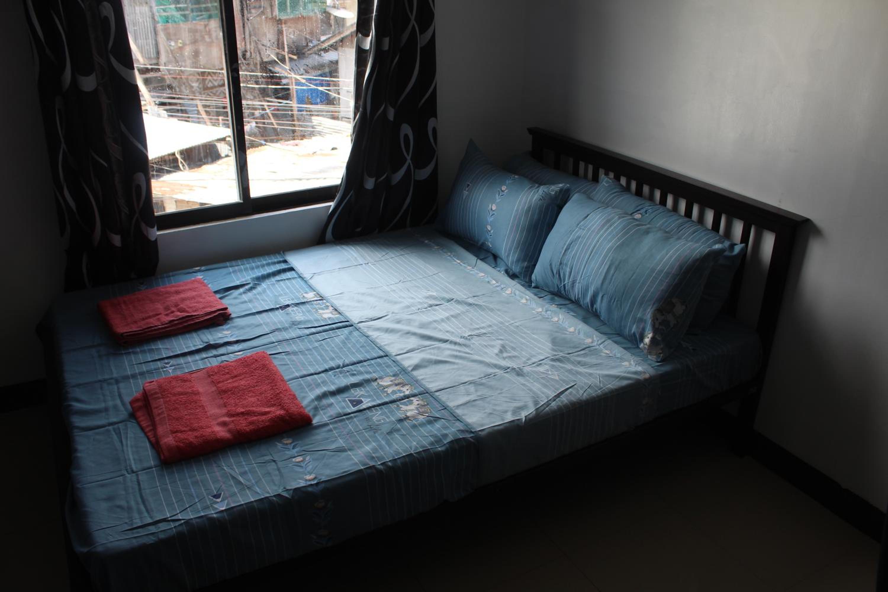 Large New Studio Up to 6 Pax view 5