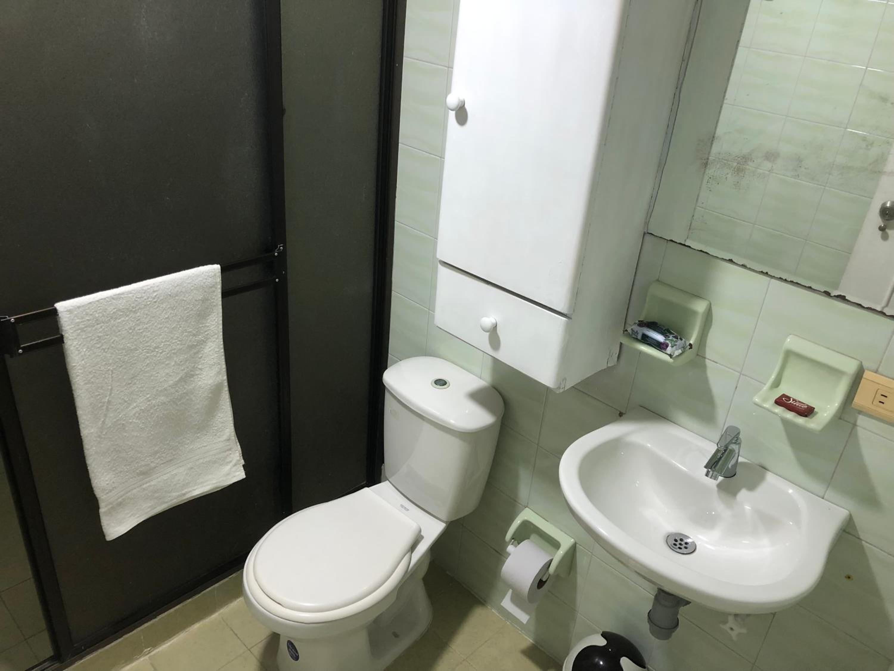 Apartamento cómodo en laureles, grande , céntrico , bien ubicado Apto303