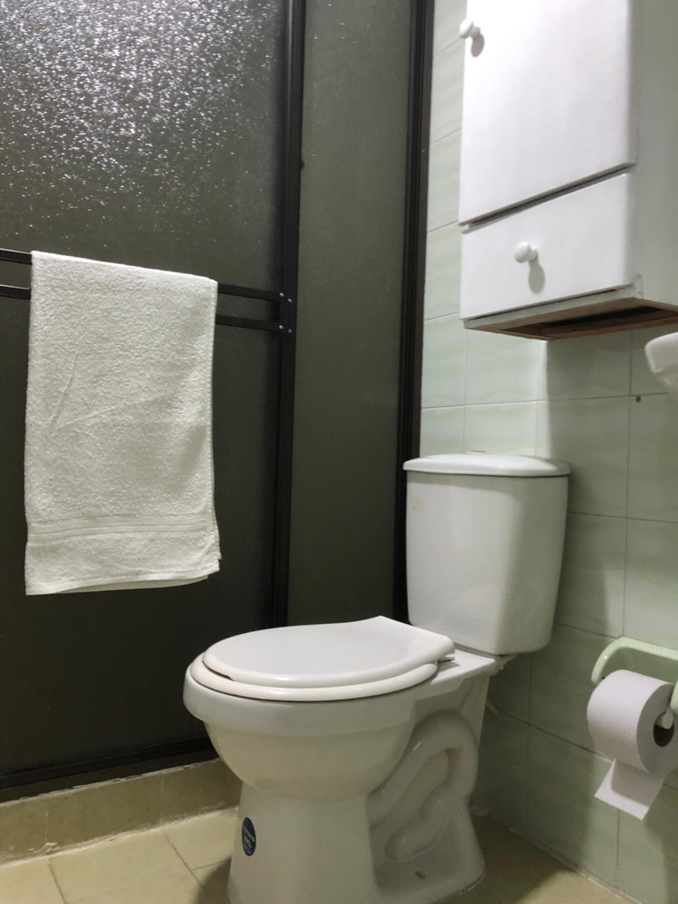 Apartamento cómodo en laureles, grande , céntrico , bien ubicado Apto303