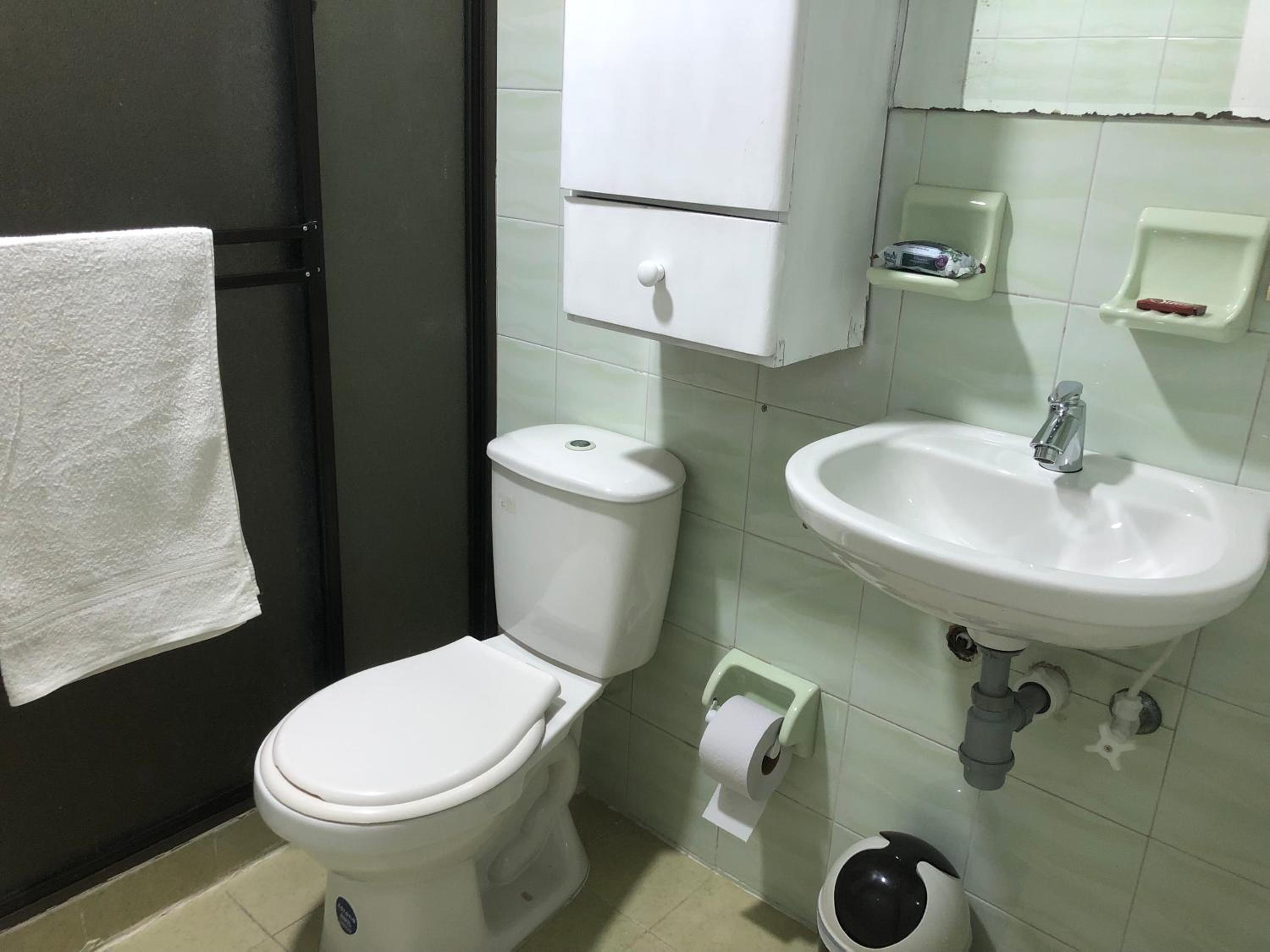 Apartamento cómodo en laureles, grande , céntrico , bien ubicado Apto303