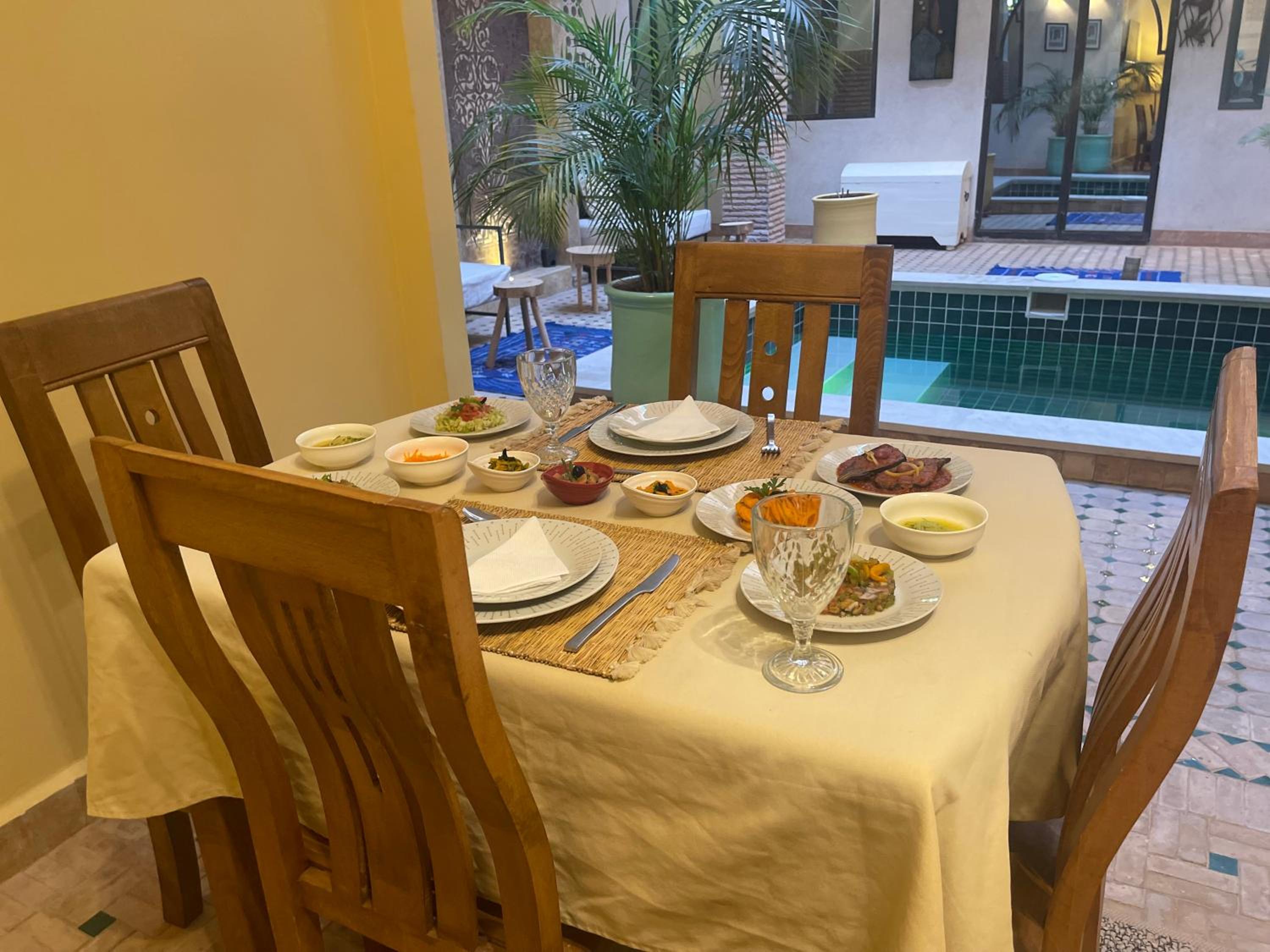 dining