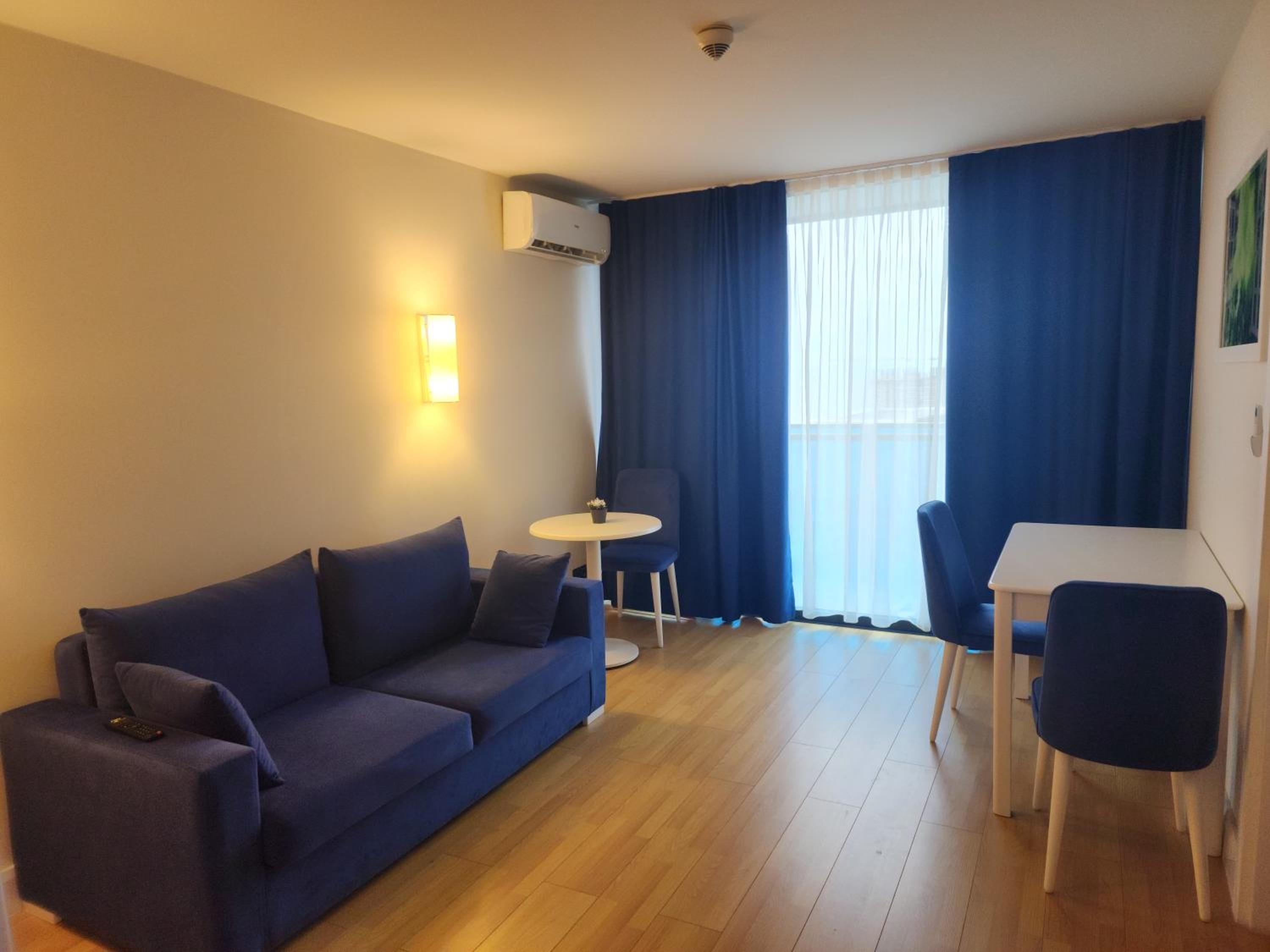 Blue-Panorama Hotel Orbi City view 2